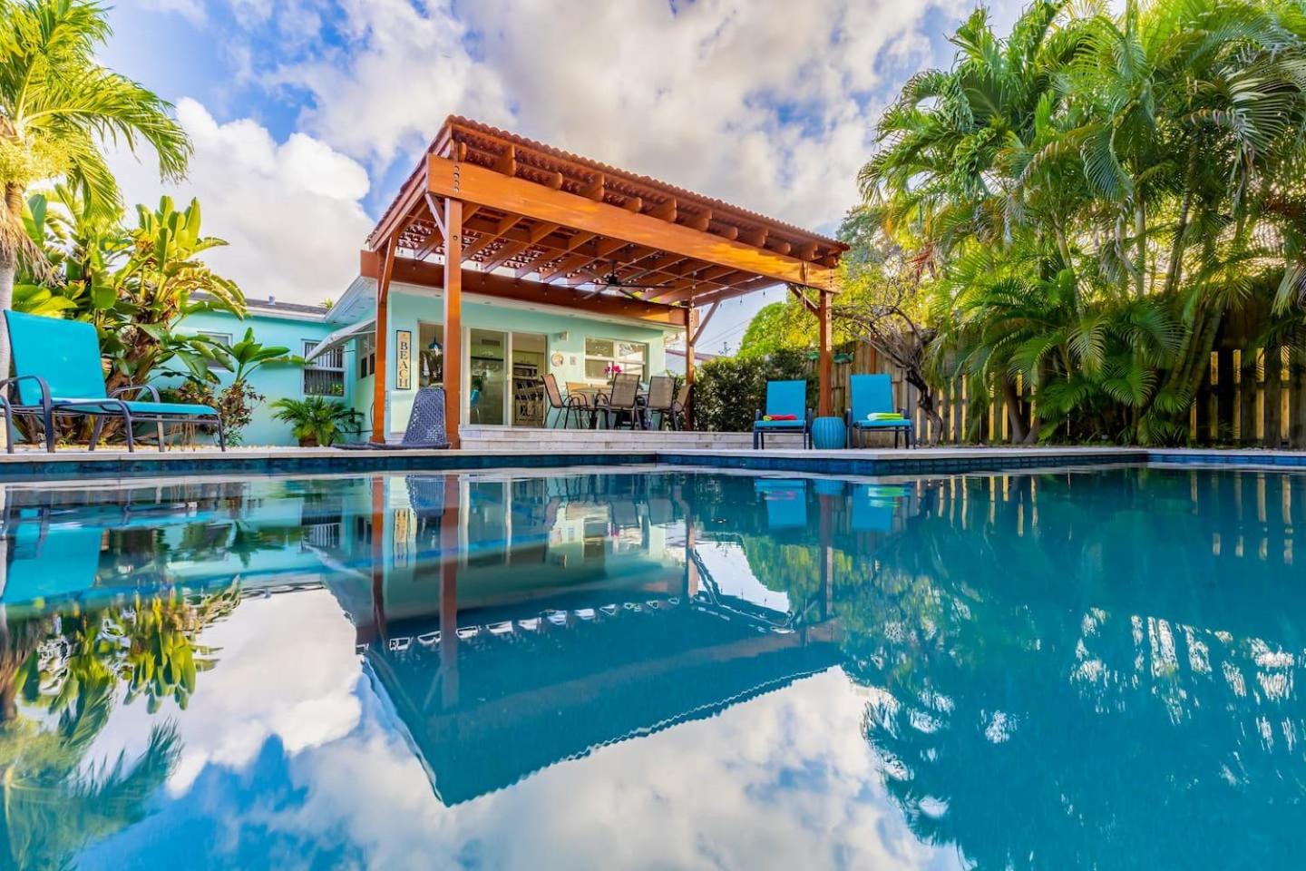 Villa with Private Pool photo 3