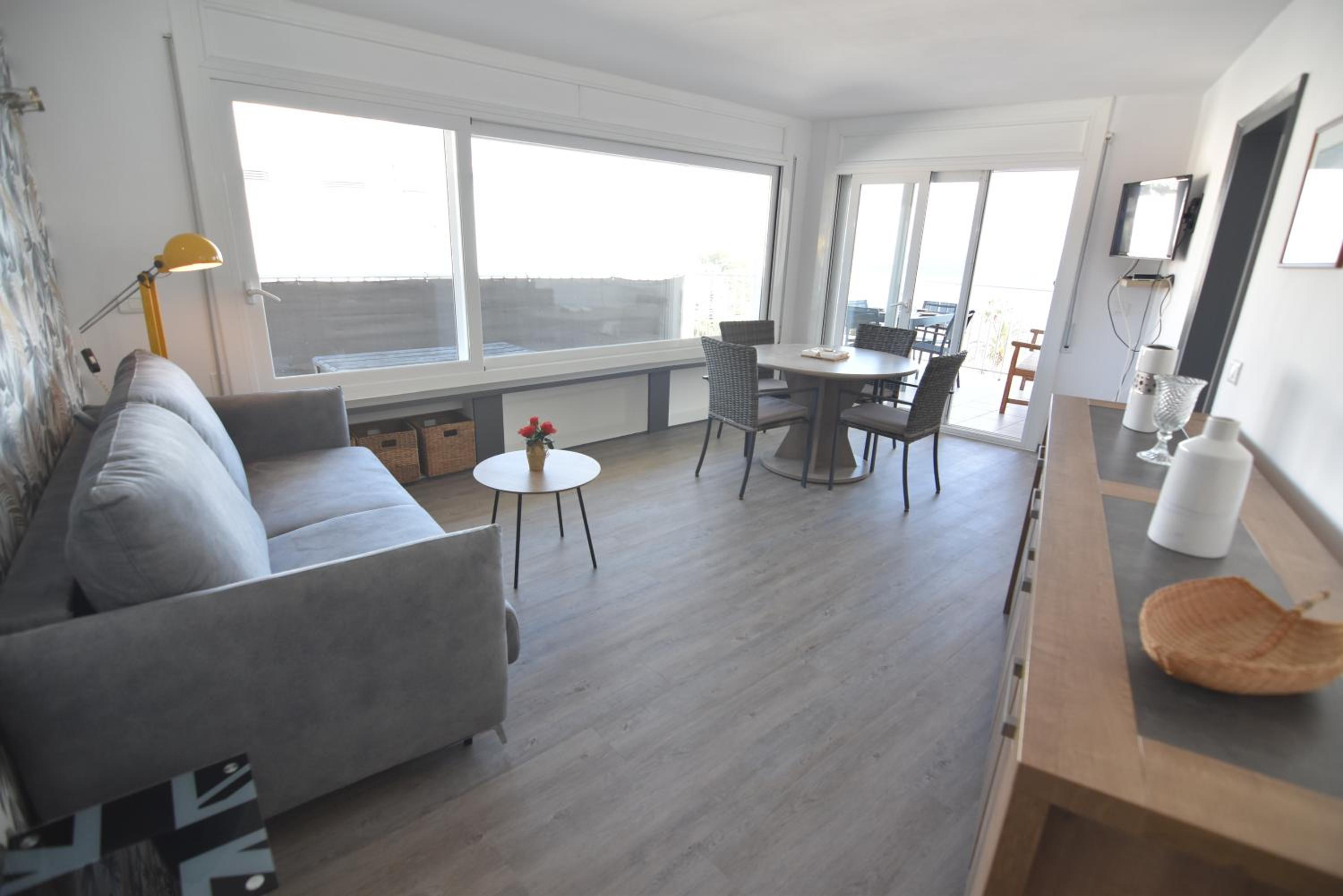 Apartment with Sea View