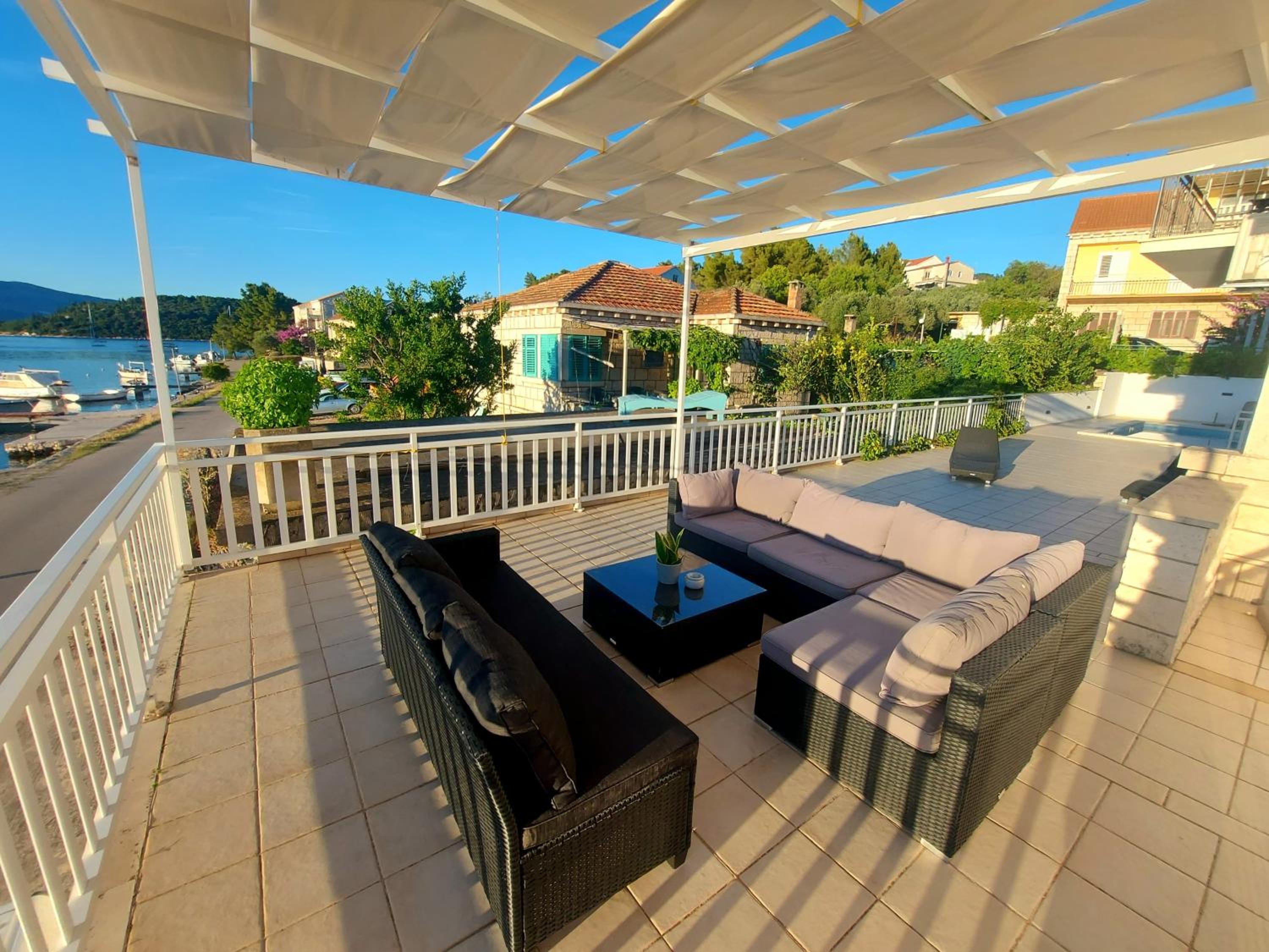 Studio with Balcony and Sea View photo 3
