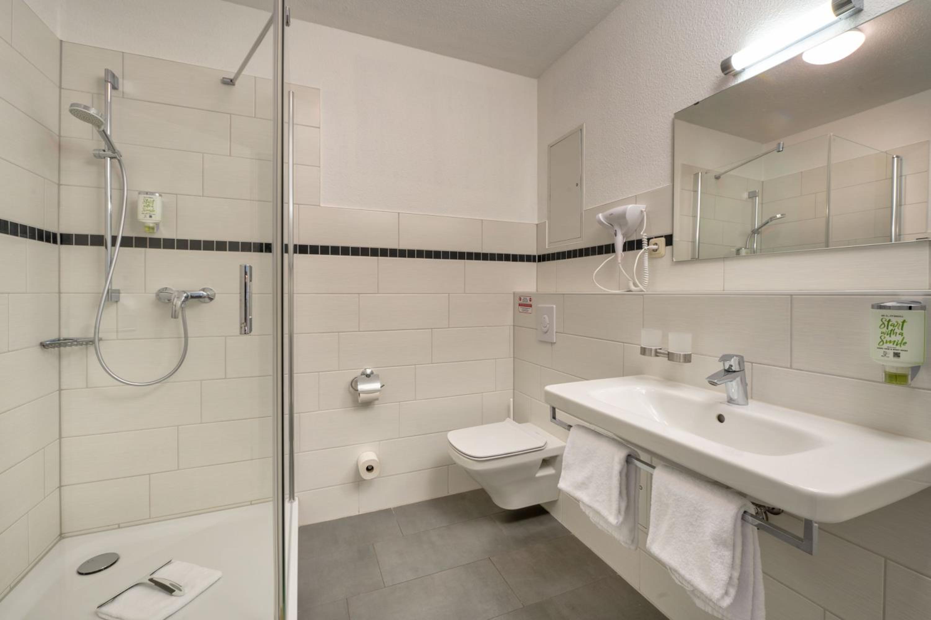 Comfort Twin Room - Photo 4