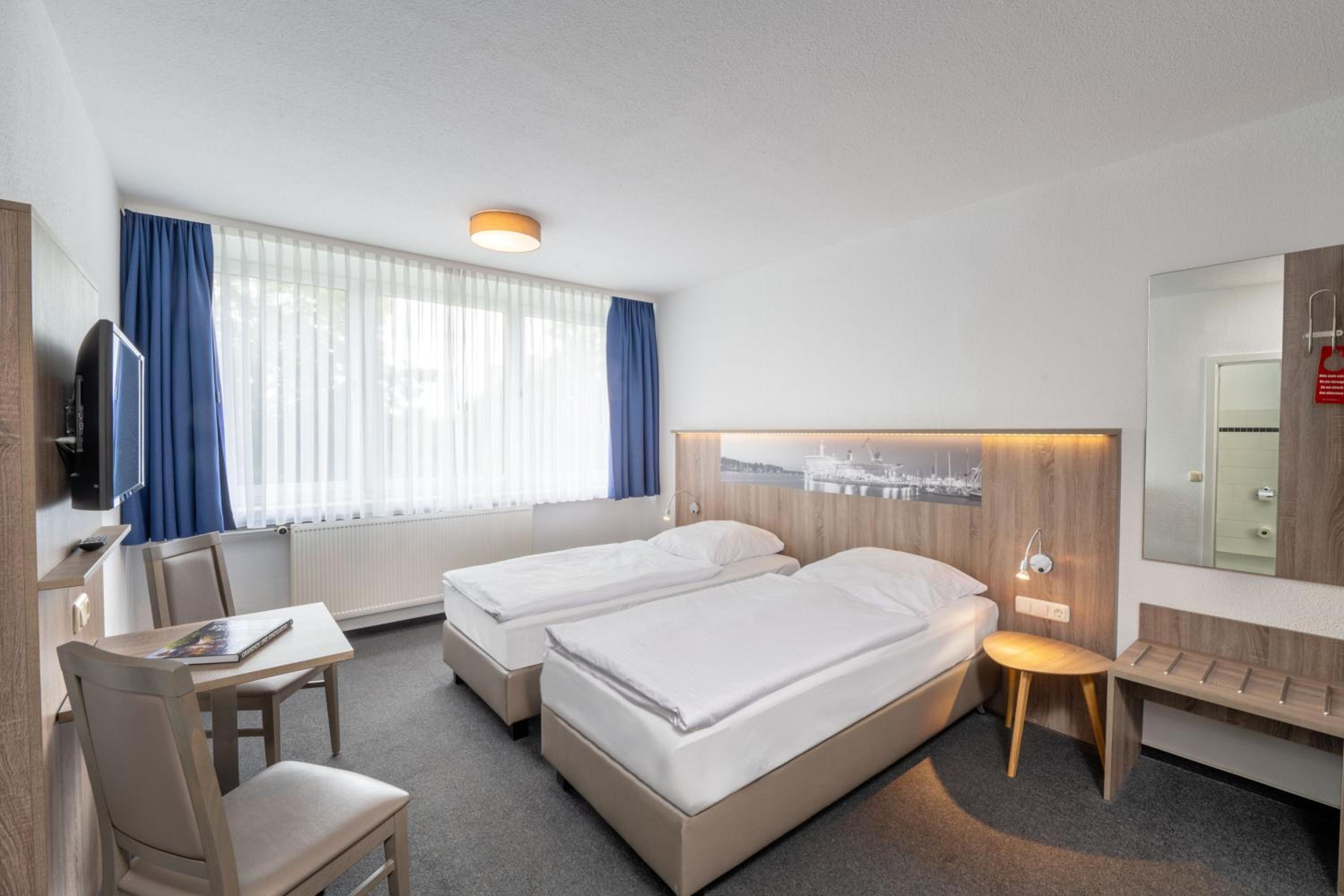 Comfort Twin Room - Photo 1