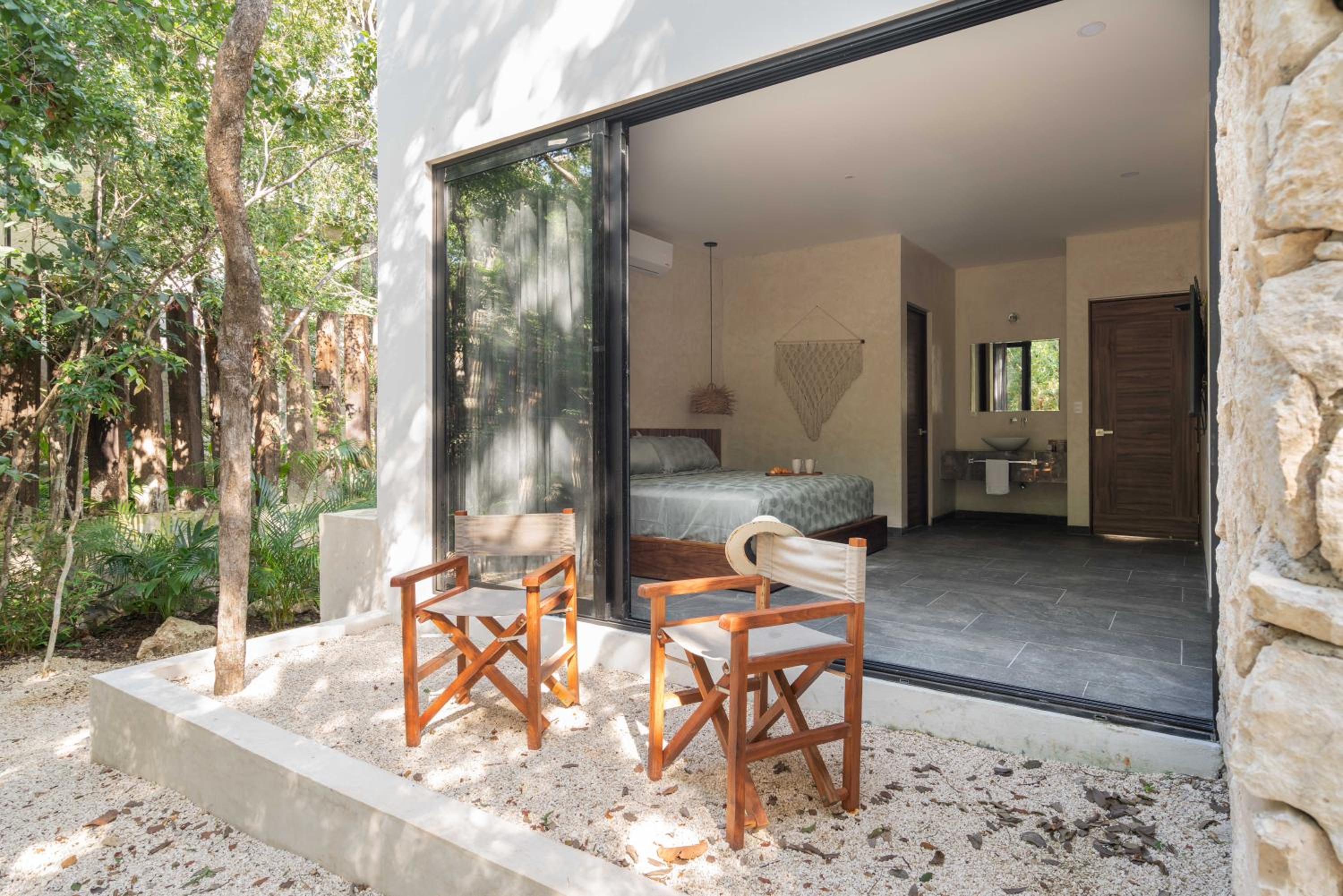 Villa with Private Pool - Photo 20