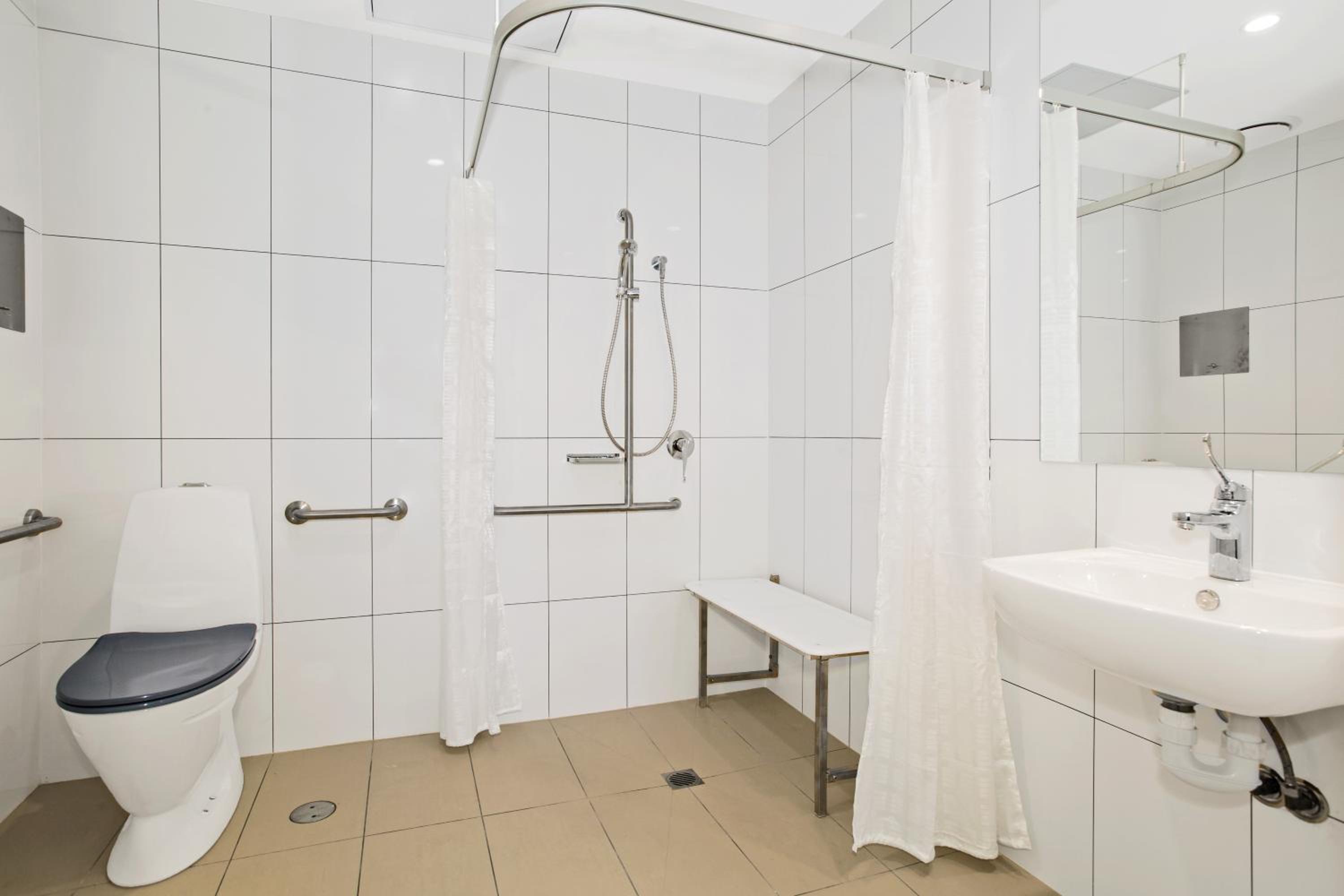 Family Room - Disability Access