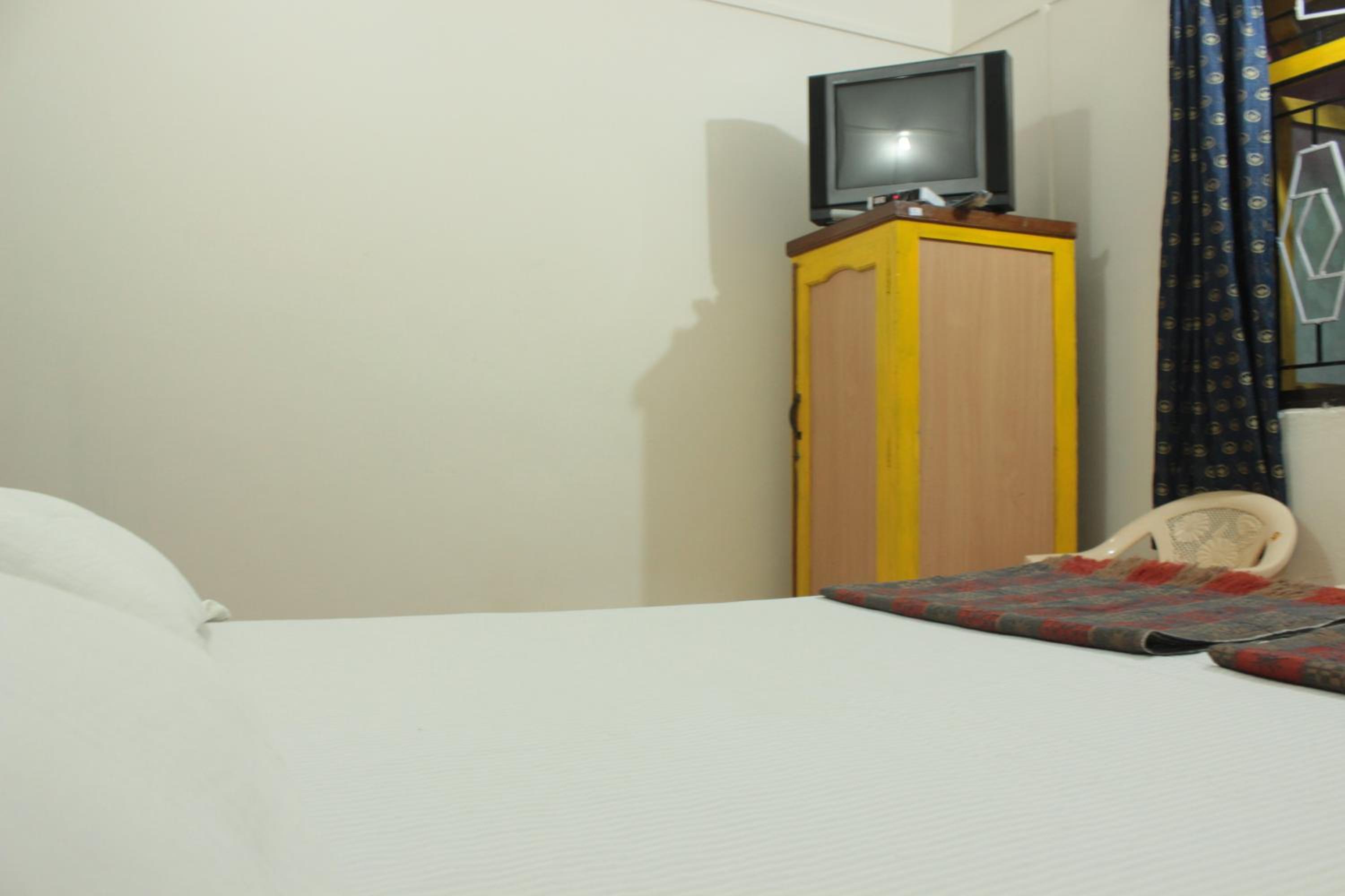 Standard Double Room with Fan photo 1