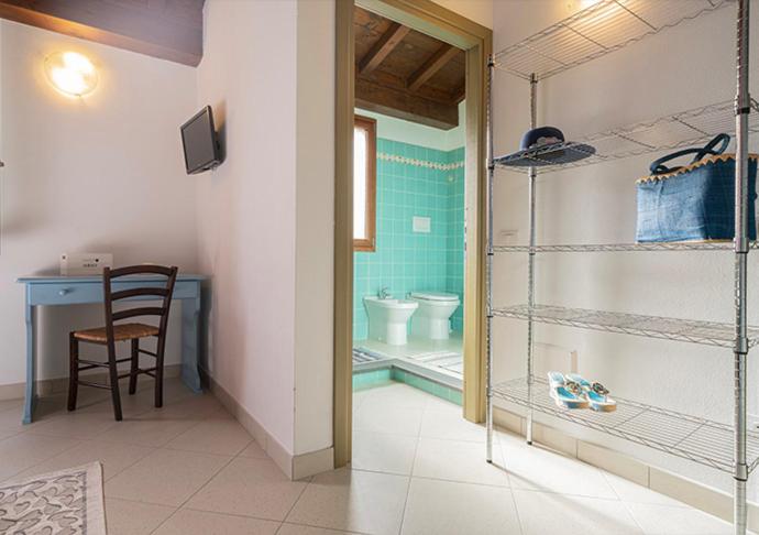 Family Room with Private Bathroom photo 1