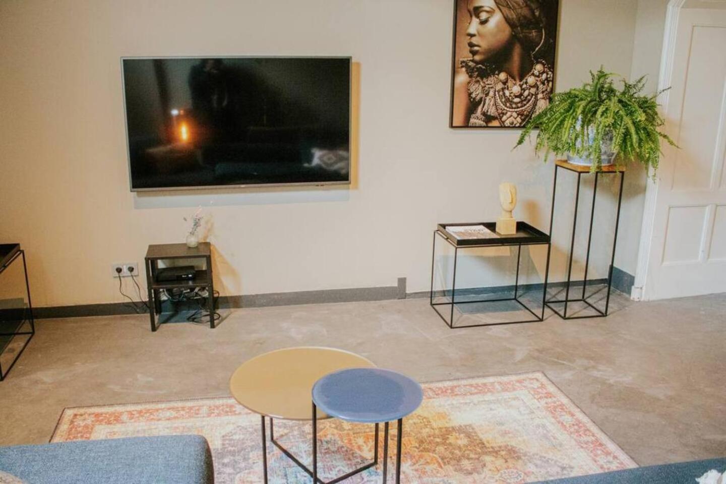 Apartment - Ground Floor photo 2