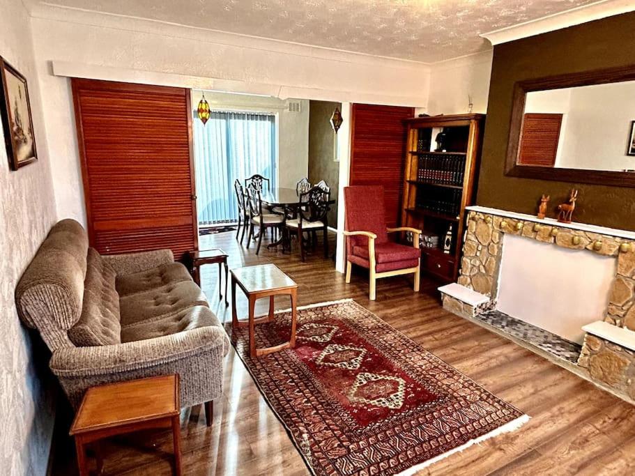 Three-Bedroom House photo 1