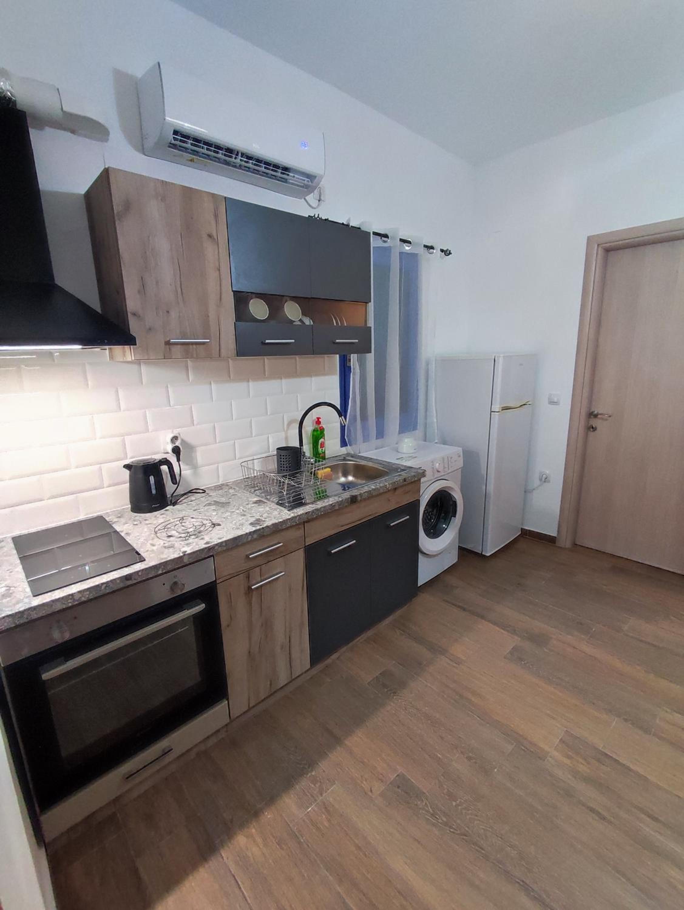 Apartment - Ground Floor photo 2