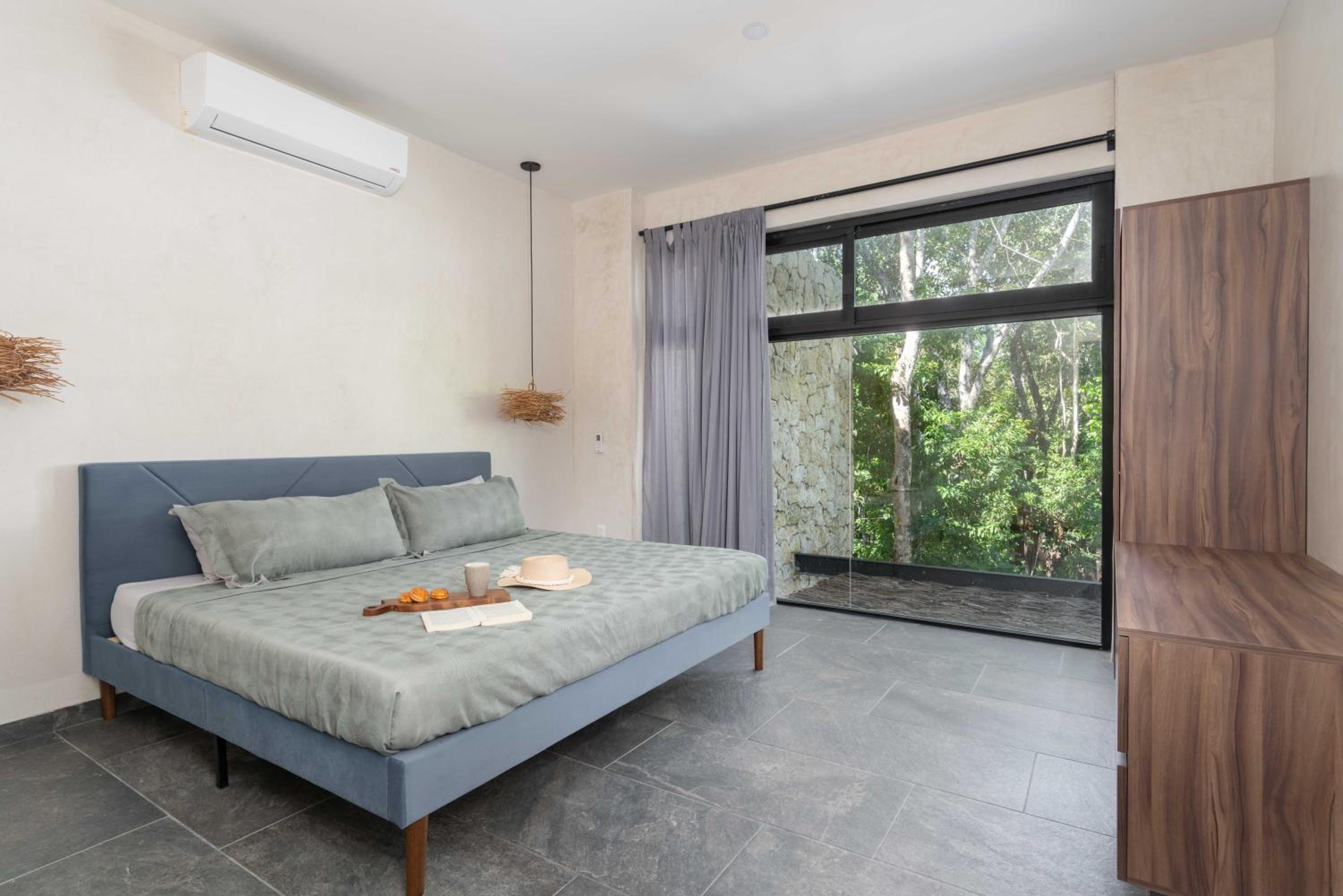 Three-Bedroom Villa - Photo 14
