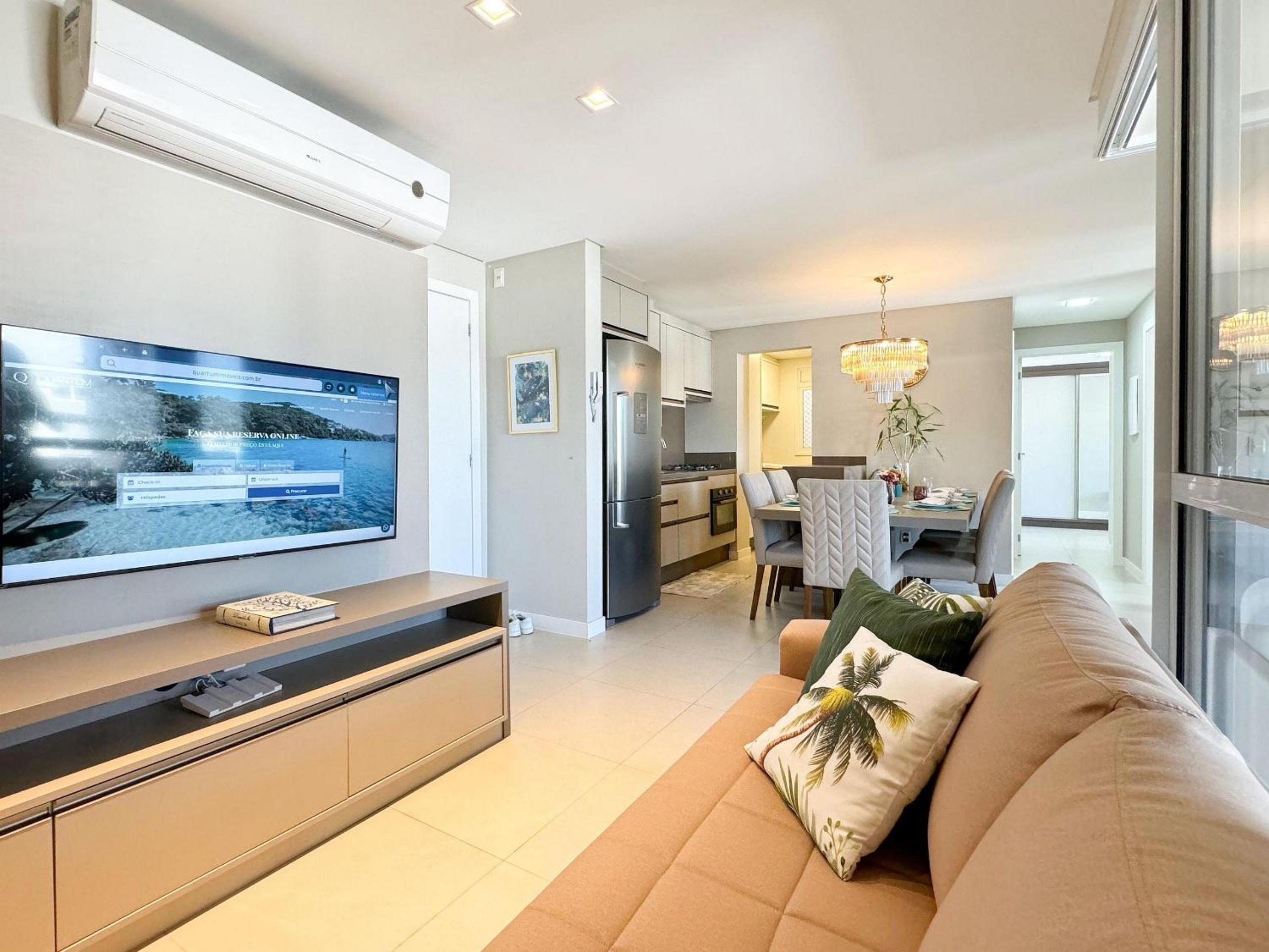 Three-Bedroom Apartment photo 1