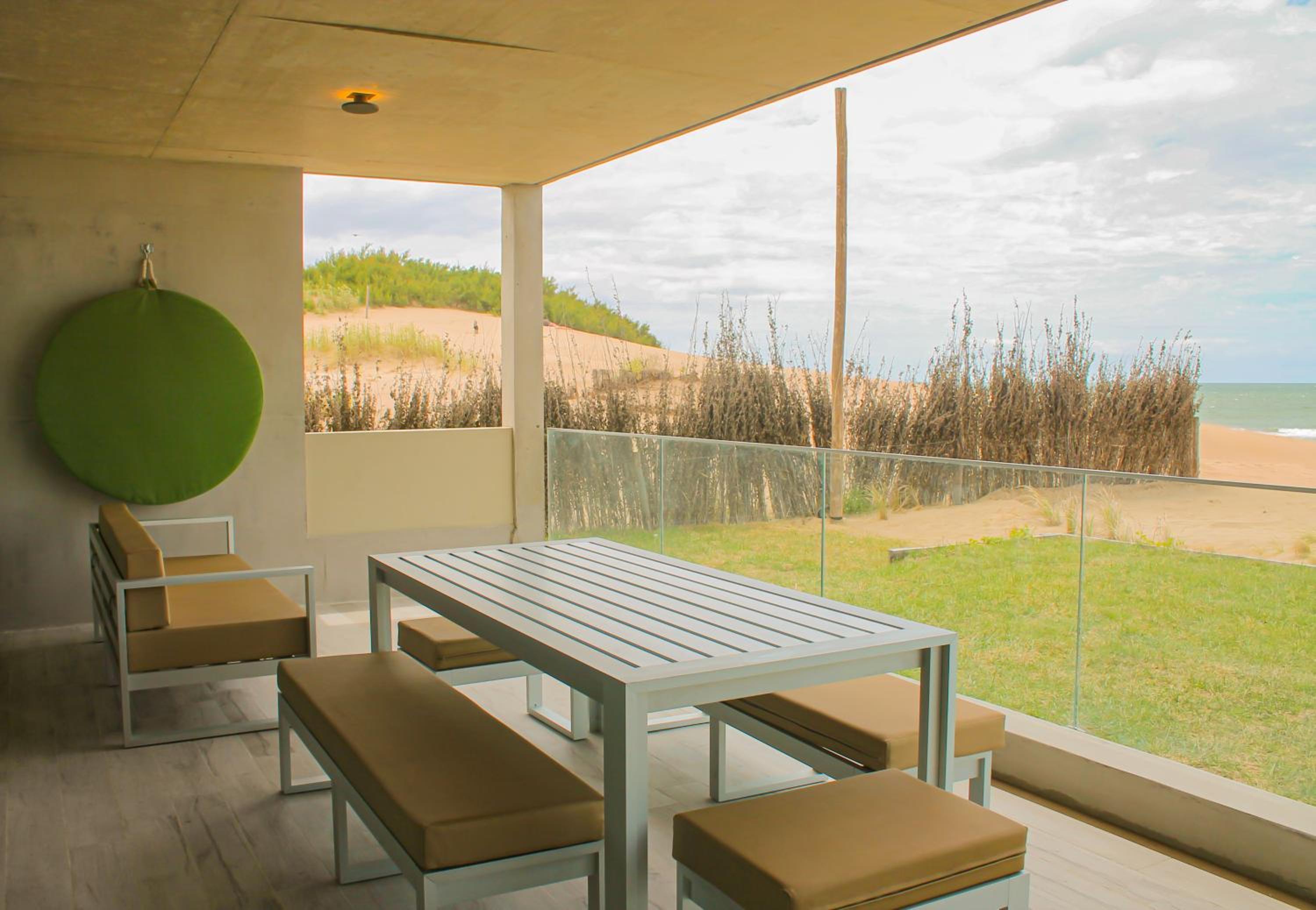 Two-Bedroom Apartment with Balcony and Sea View photo 1