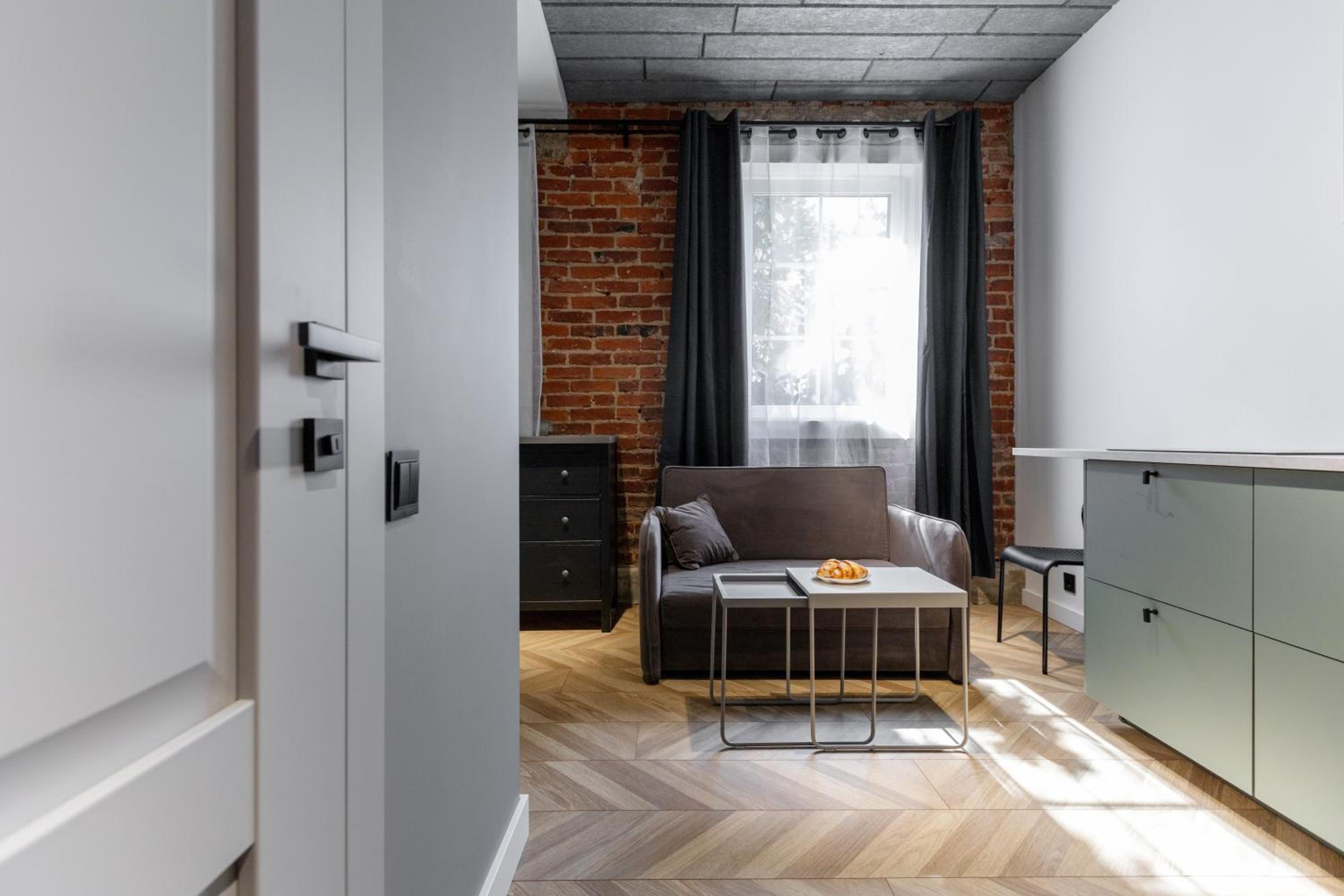 Studio Apartment