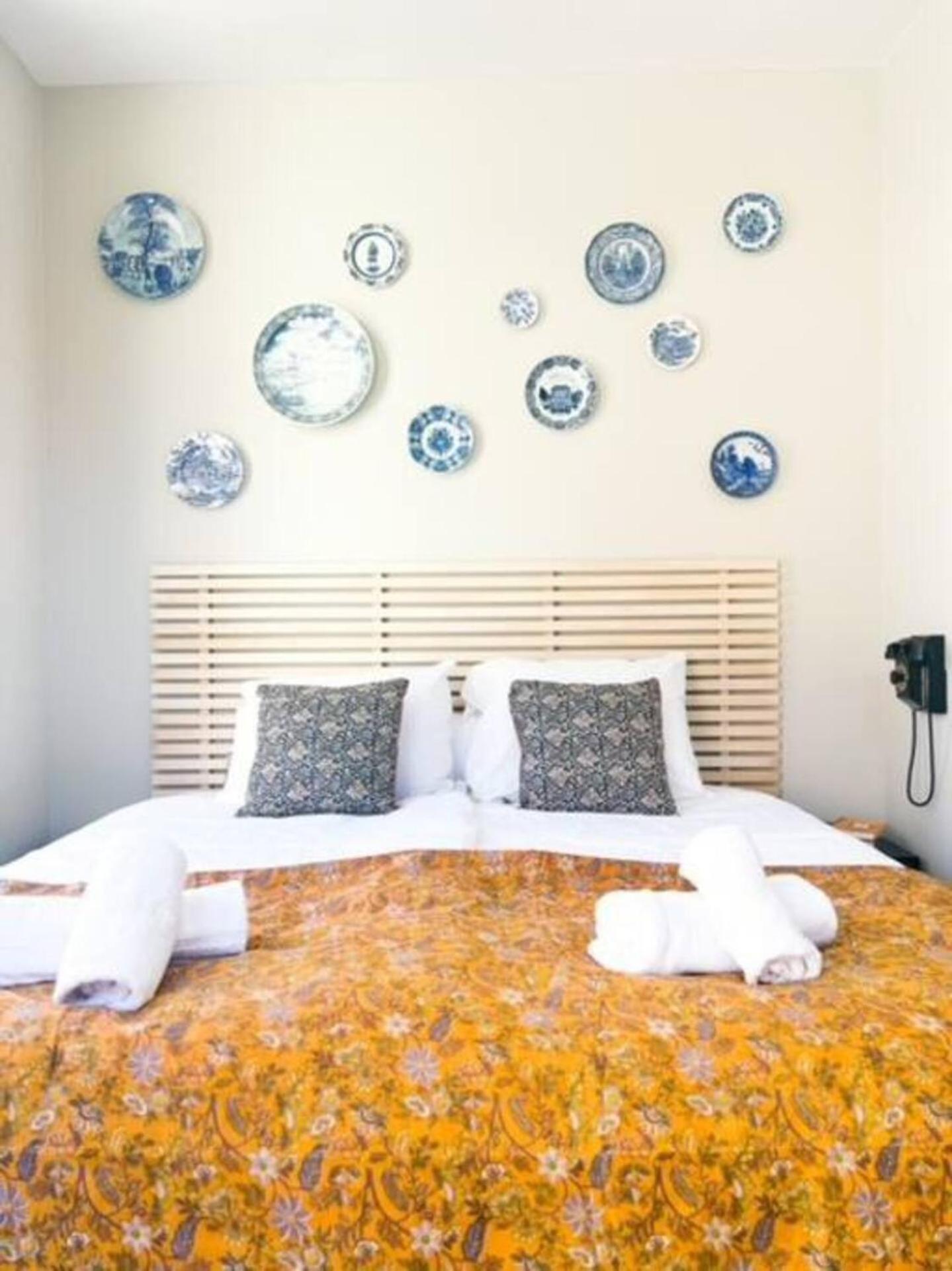Deluxe One-Bedroom Apartment with City View photo 1