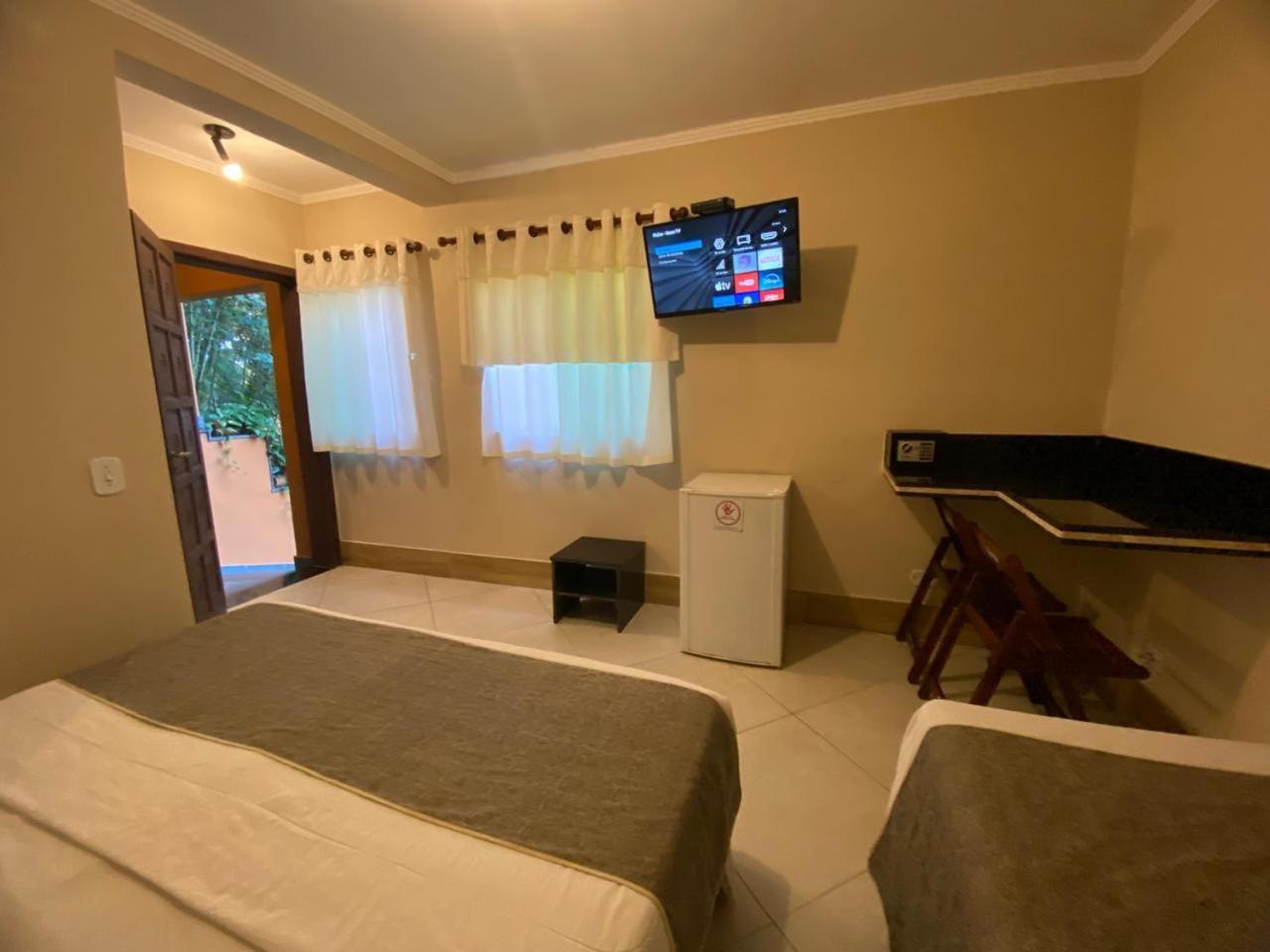 Standard Triple Room photo 3
