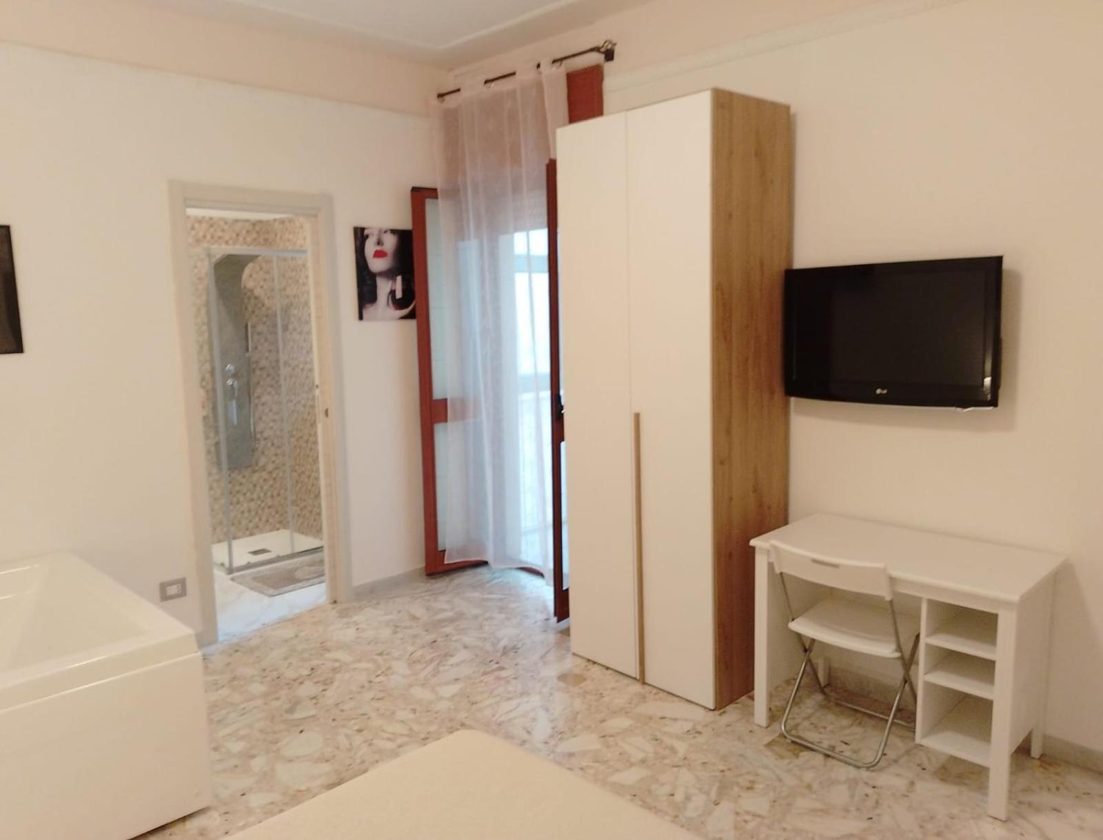 Deluxe Double Studio