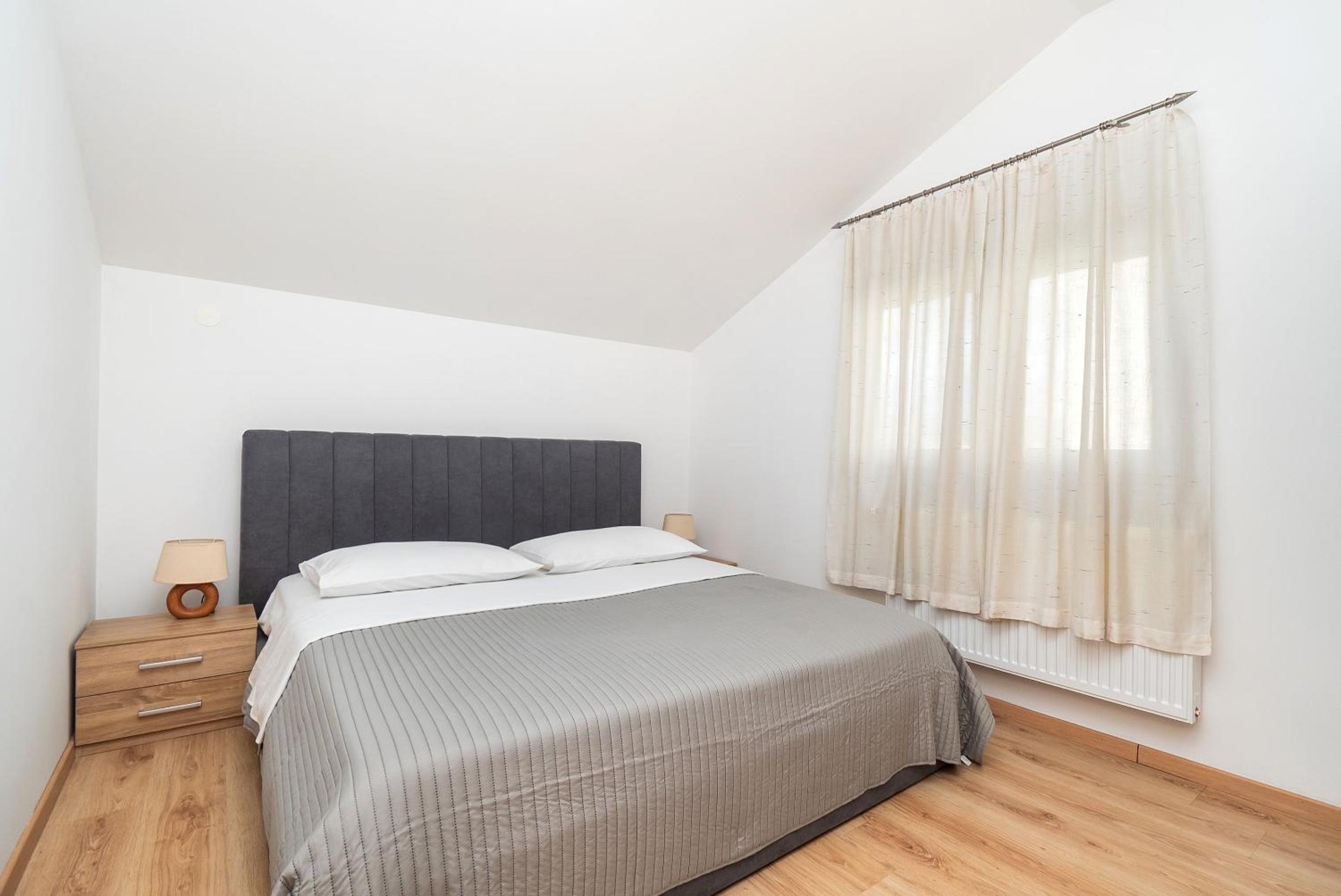 Three-Bedroom Apartment photo 1