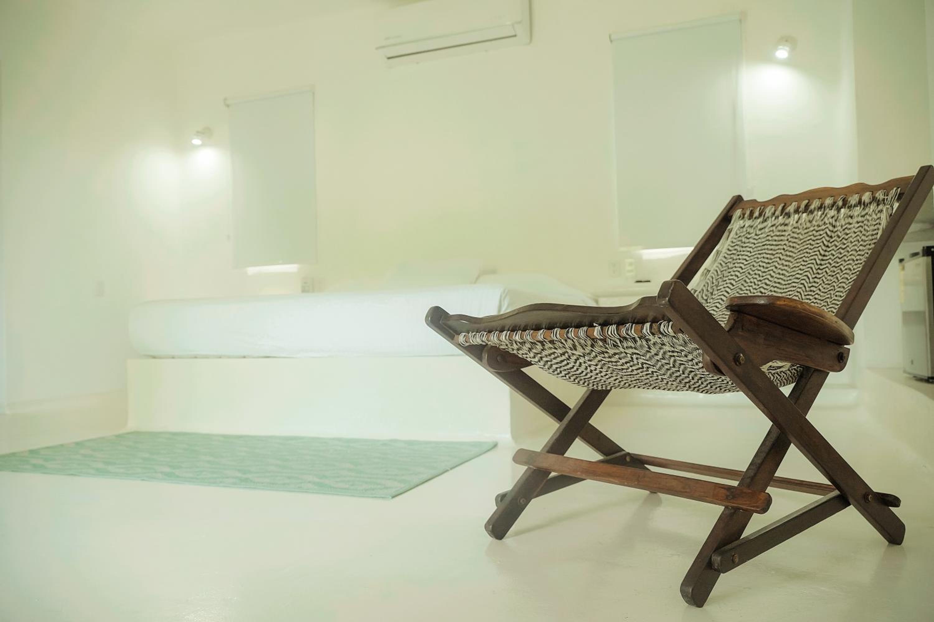 Deluxe Room - Photo 7