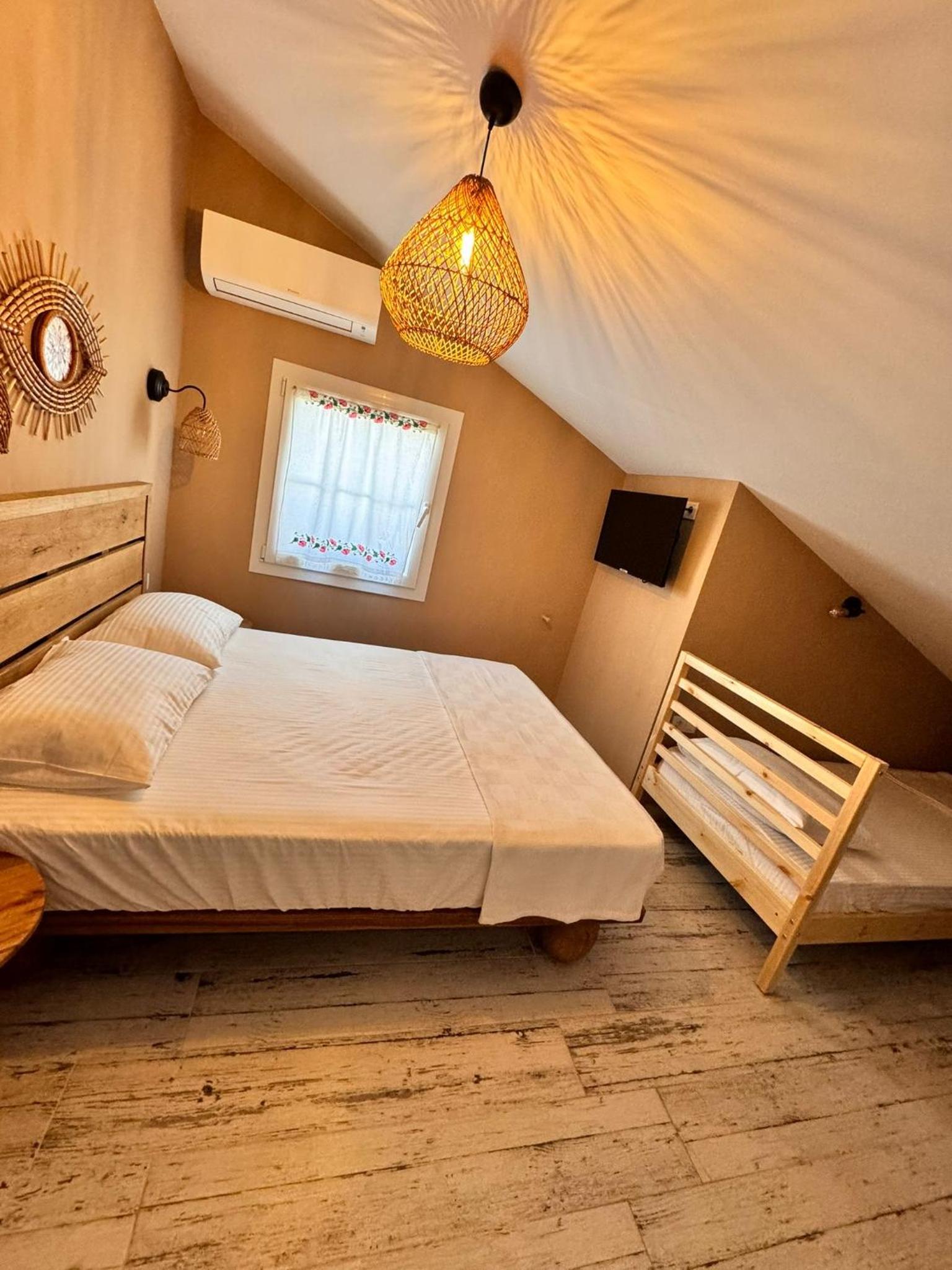 Rooftop Room photo 2