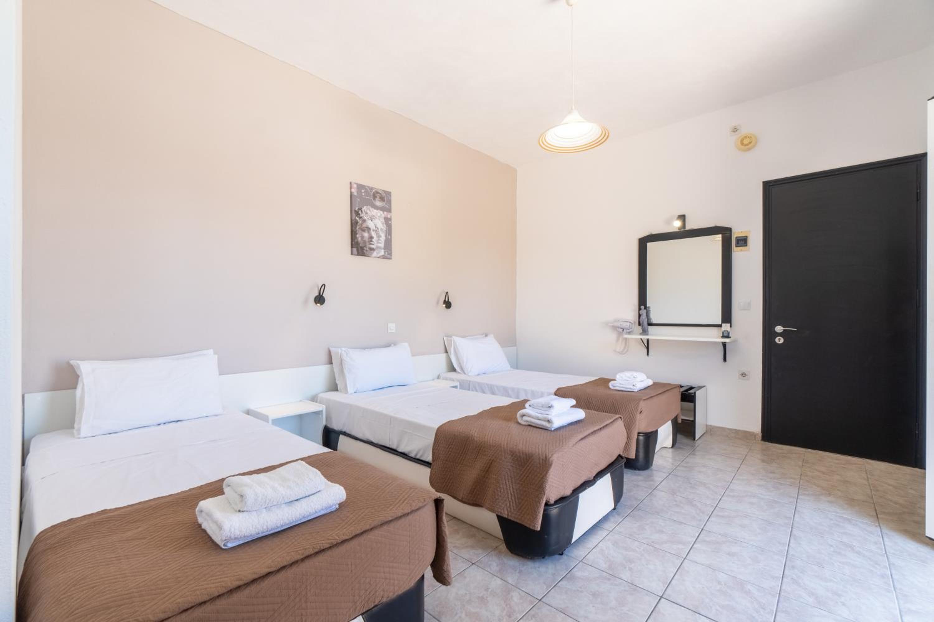 Triple Room With Pool View
