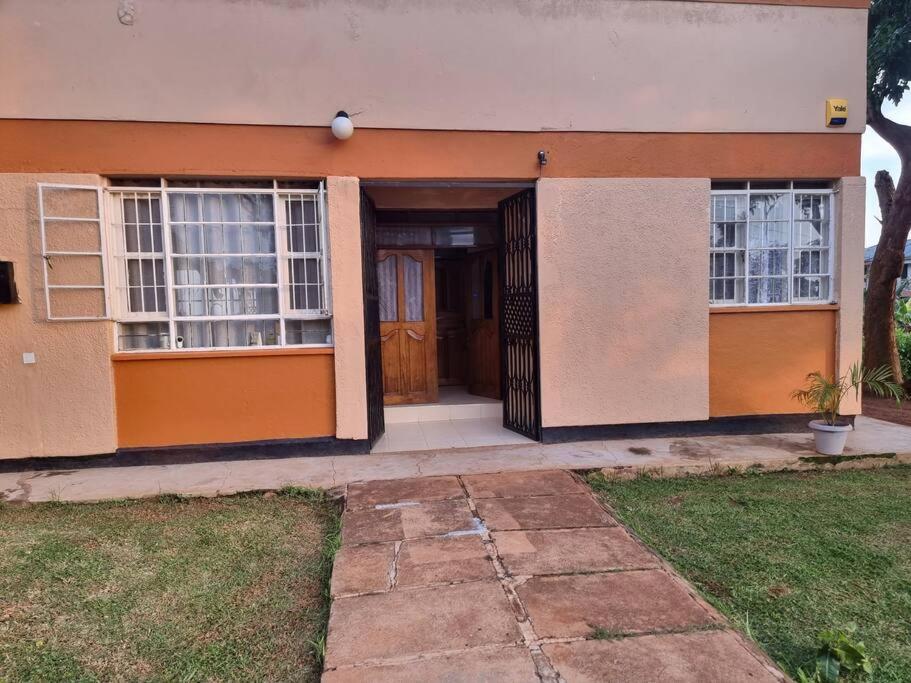 Two-Bedroom House photo 3