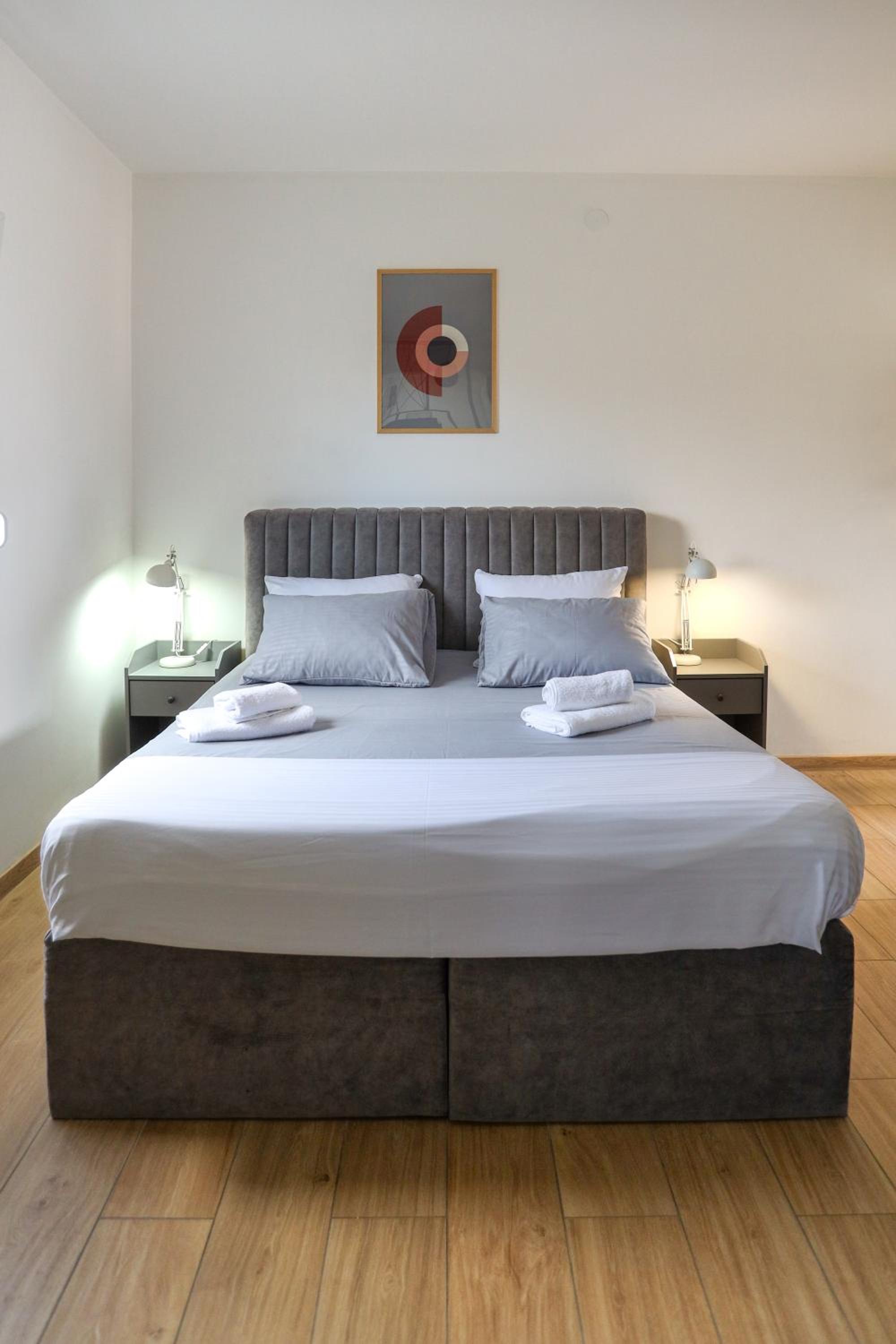 Studio Apartment photo 3