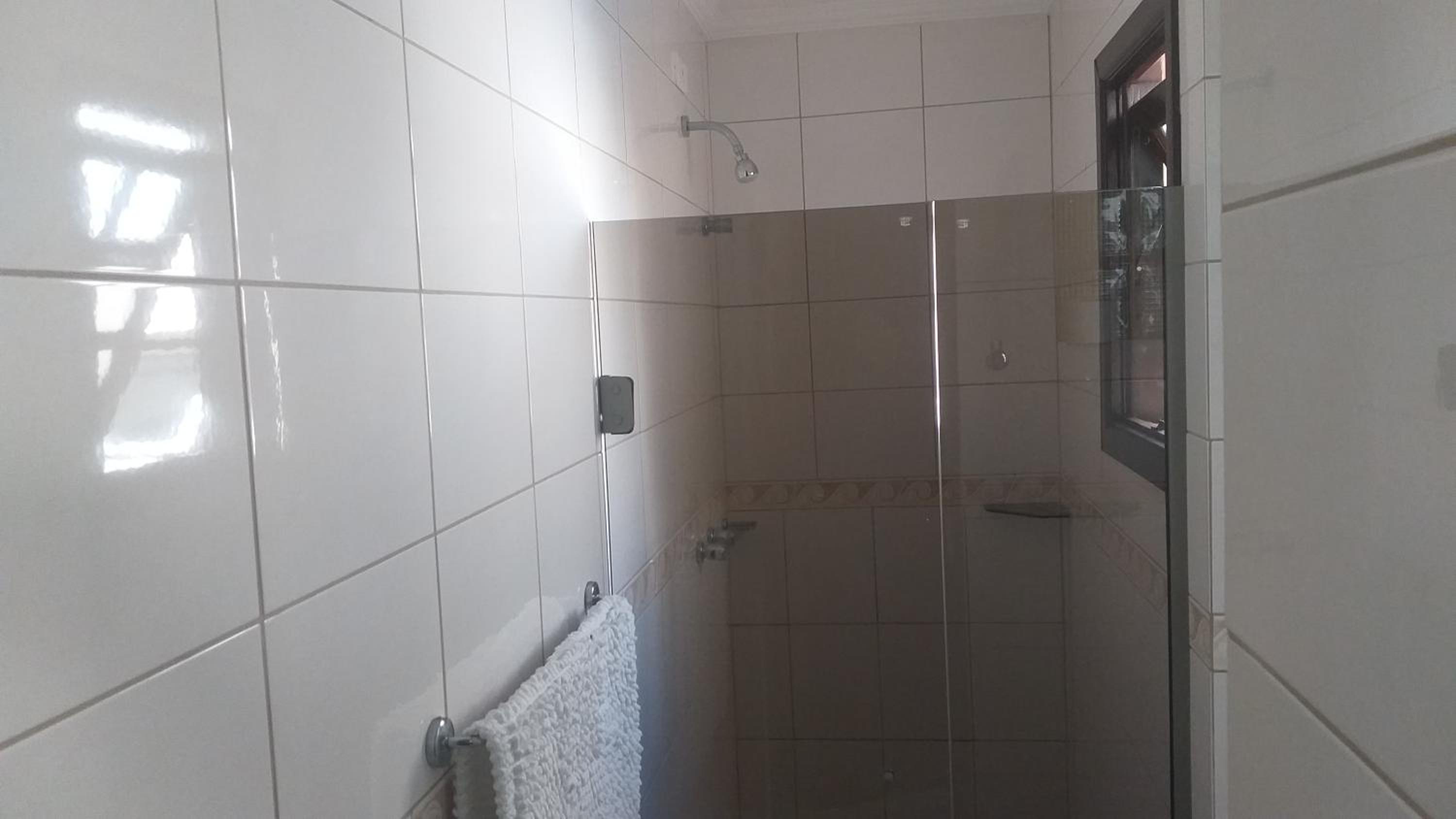 Double Room with Private External Bathroom - Photo 11