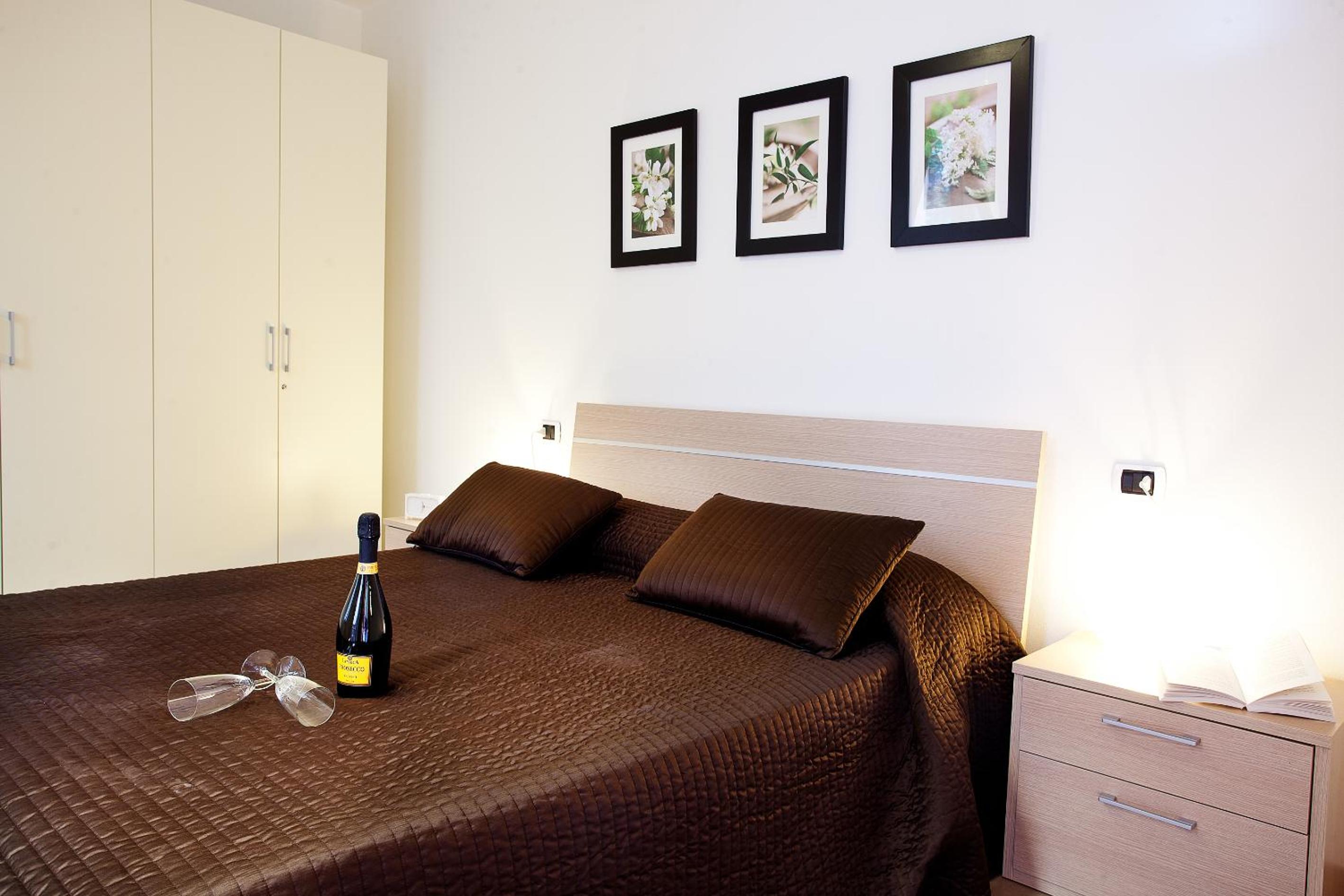Apartment with Lake View photo 1
