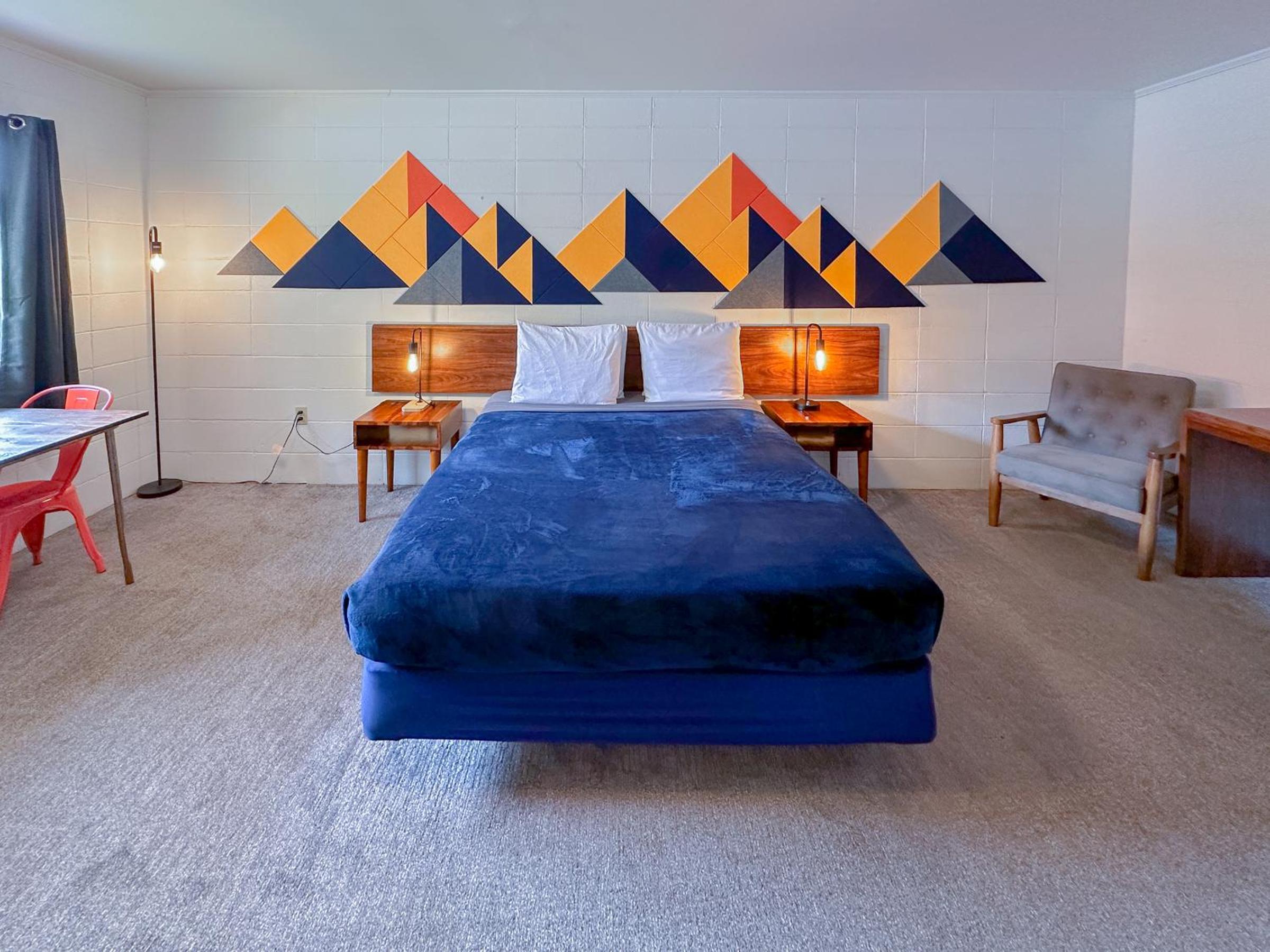 Queen Room photo 3