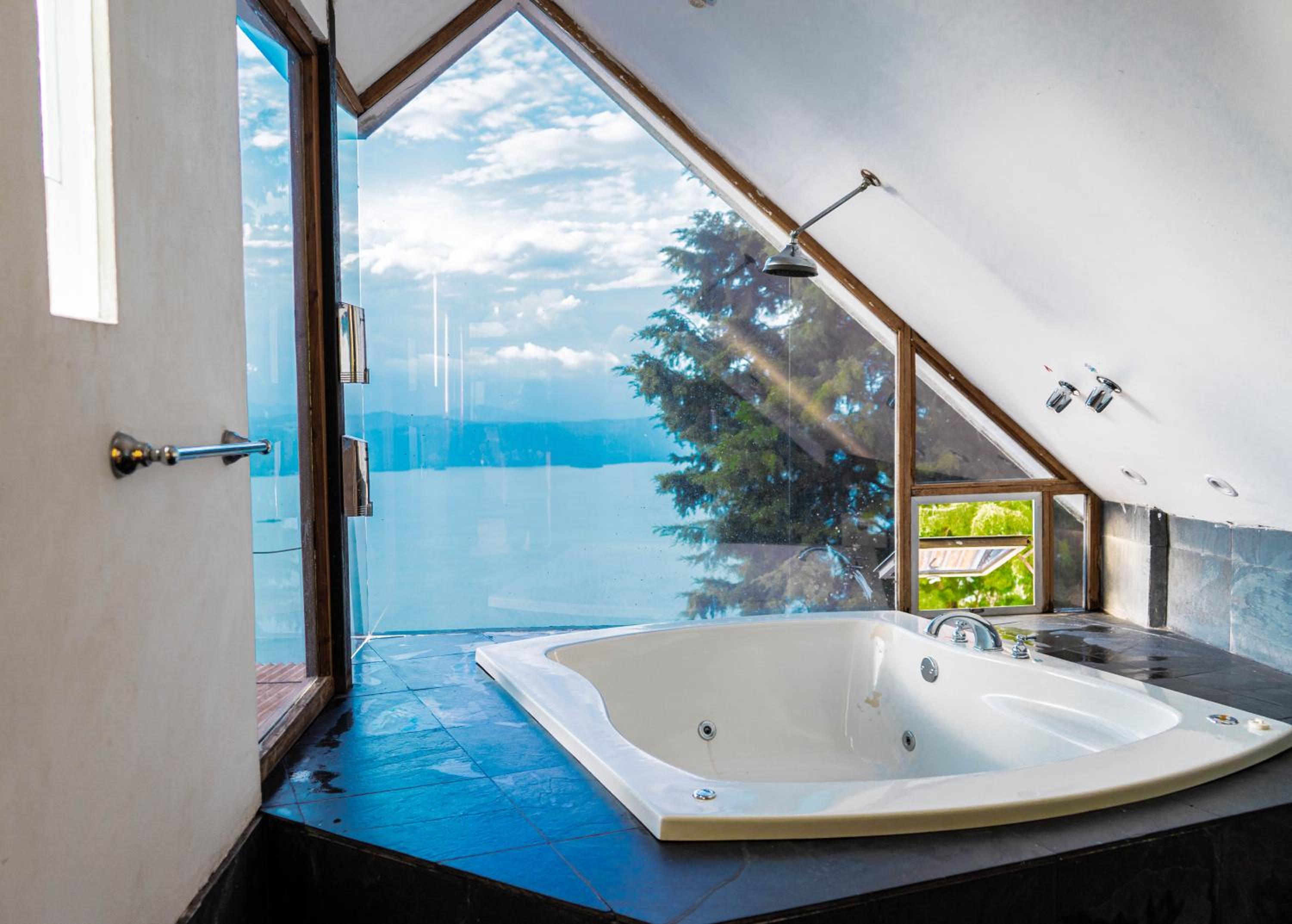 Deluxe Double Or Twin Room With Spa Bath photo 2