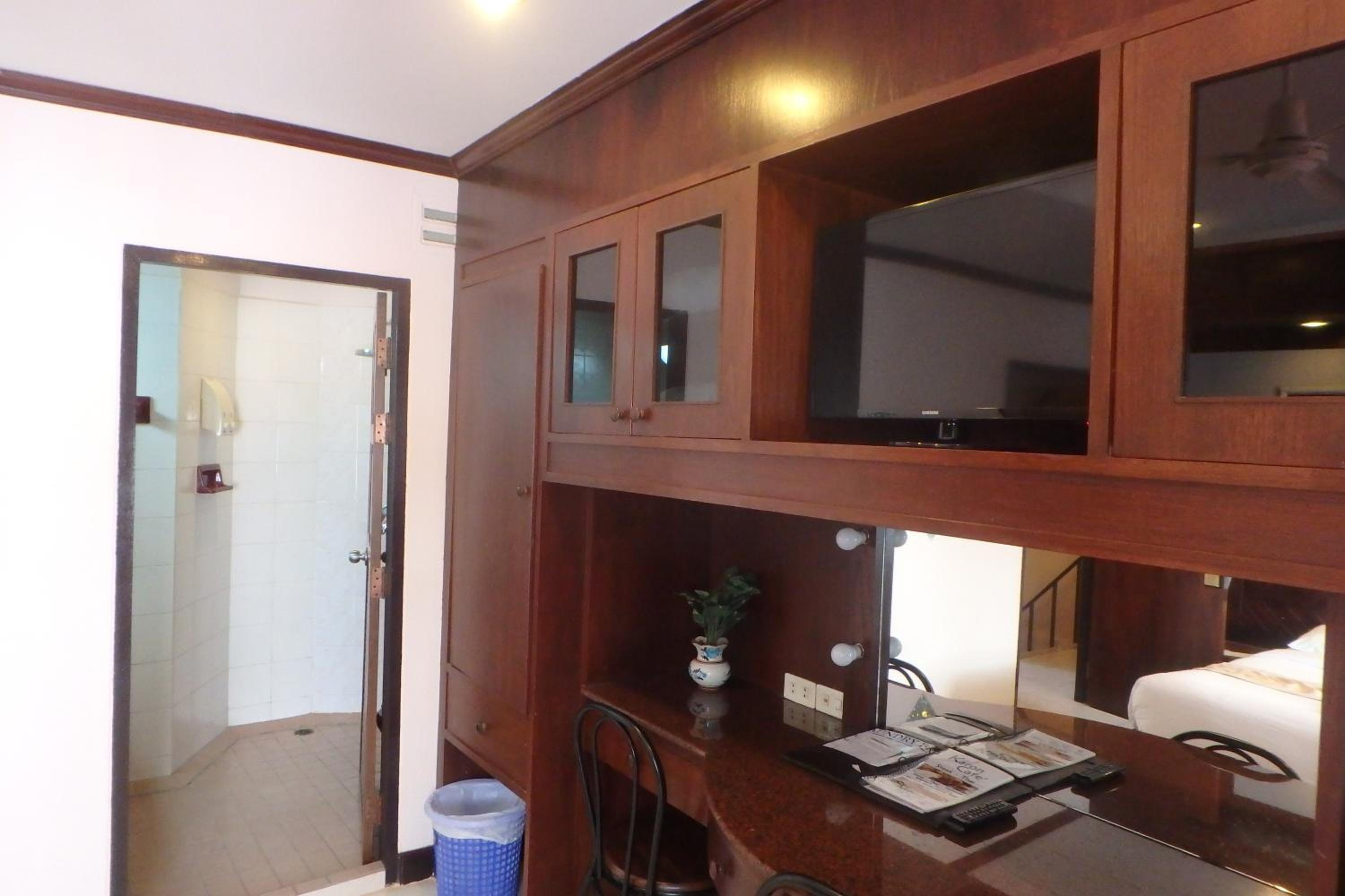 Deluxe Double Room photo 2