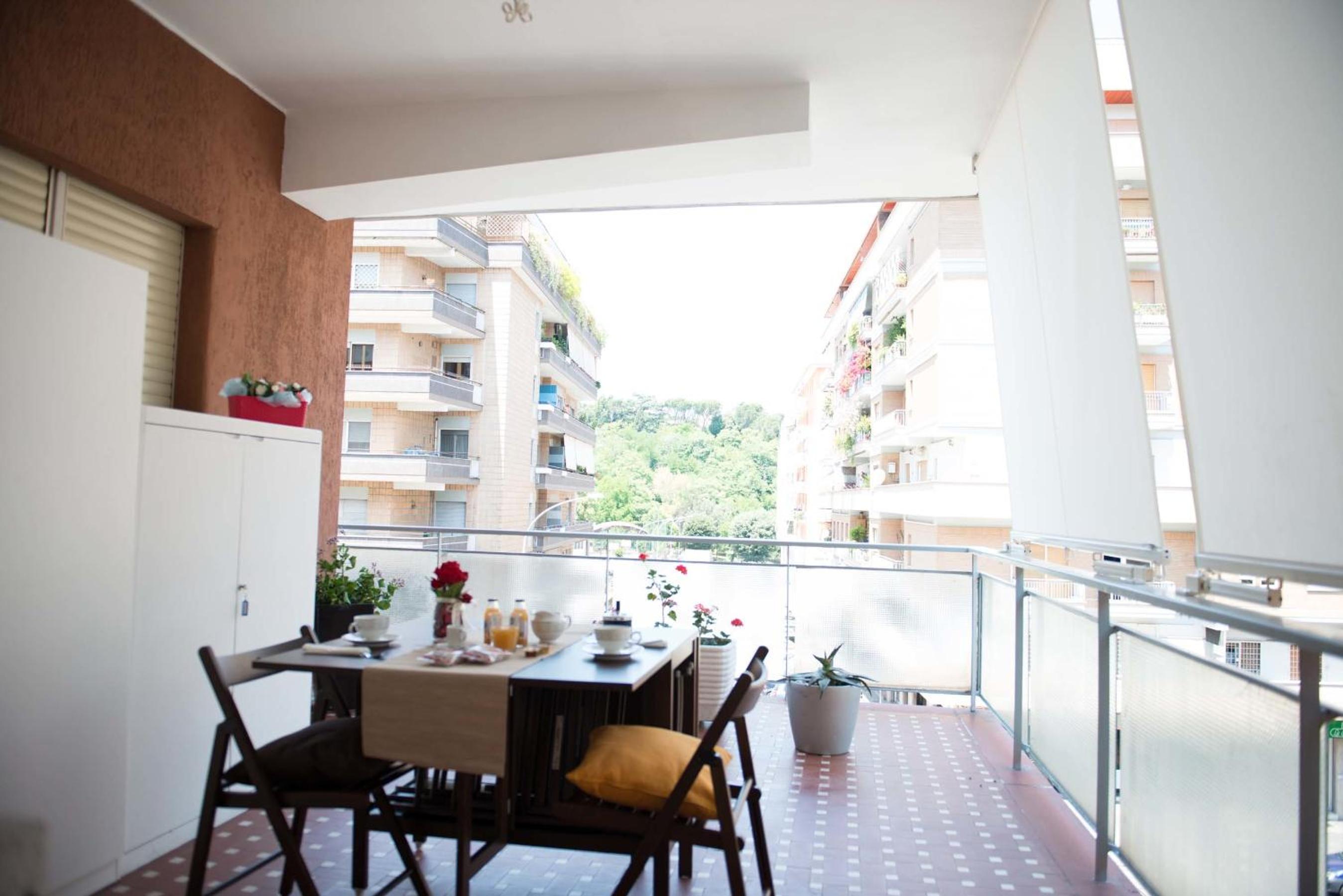 Double Room with Balcony photo 2