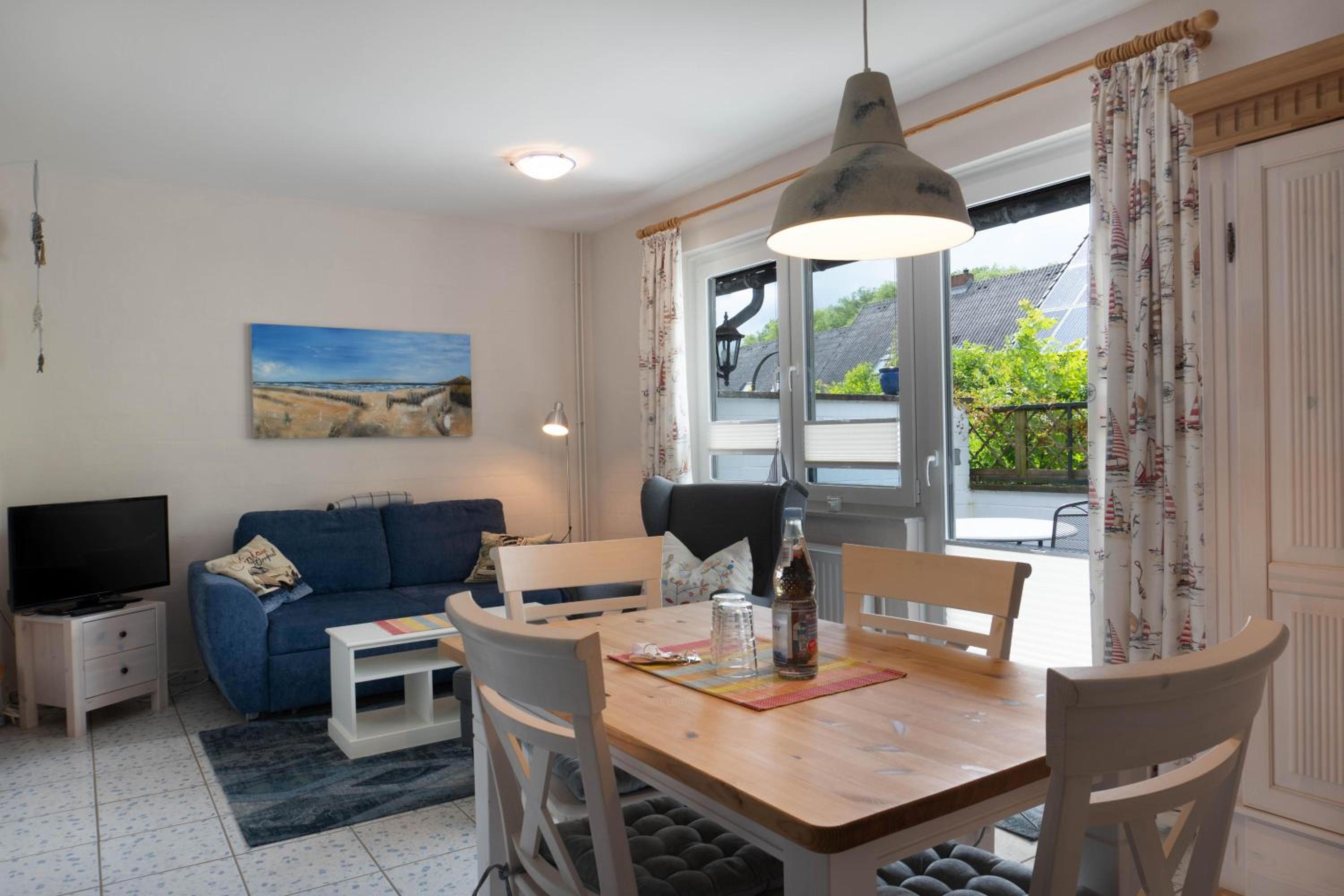 Apartment with Terrace photo 1