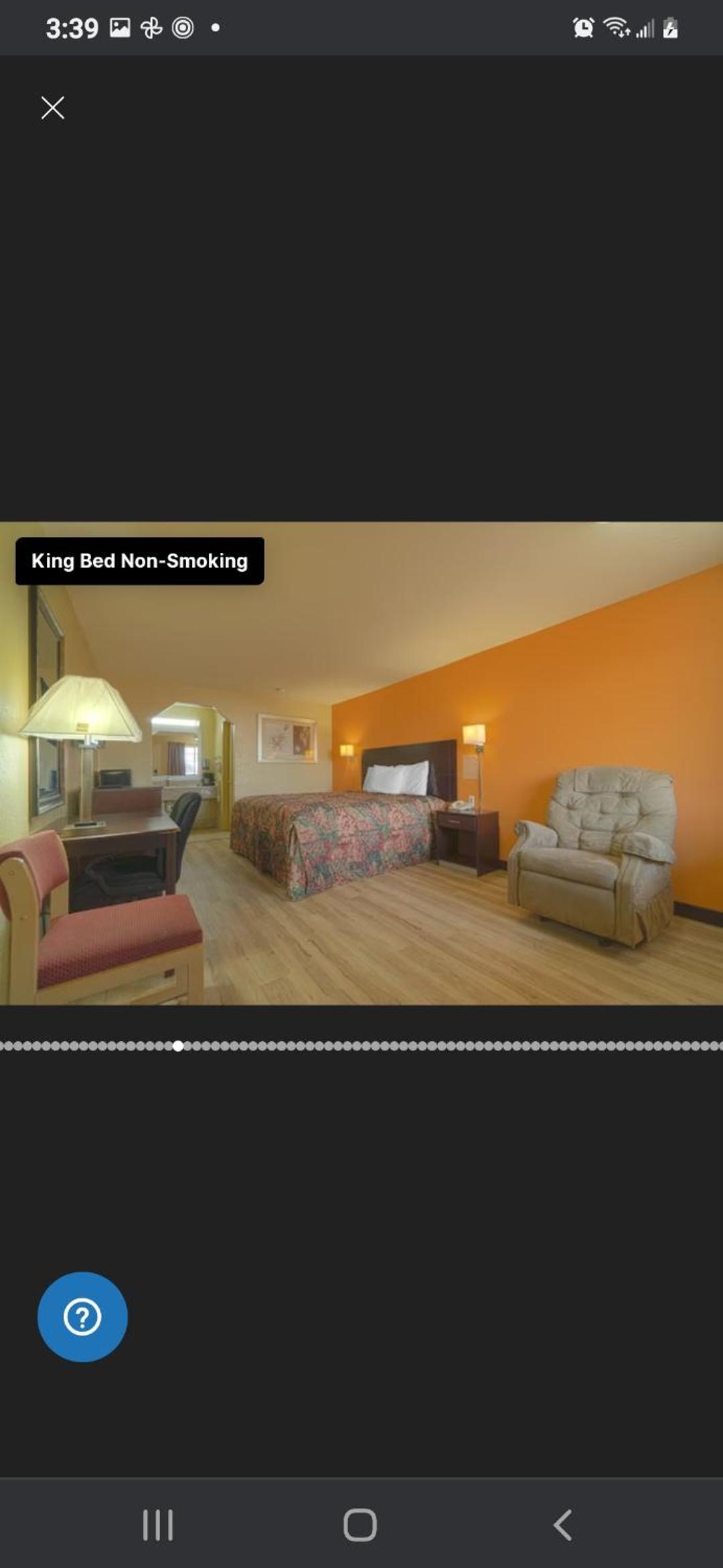 Deluxe Single Room with Balcony photo 3