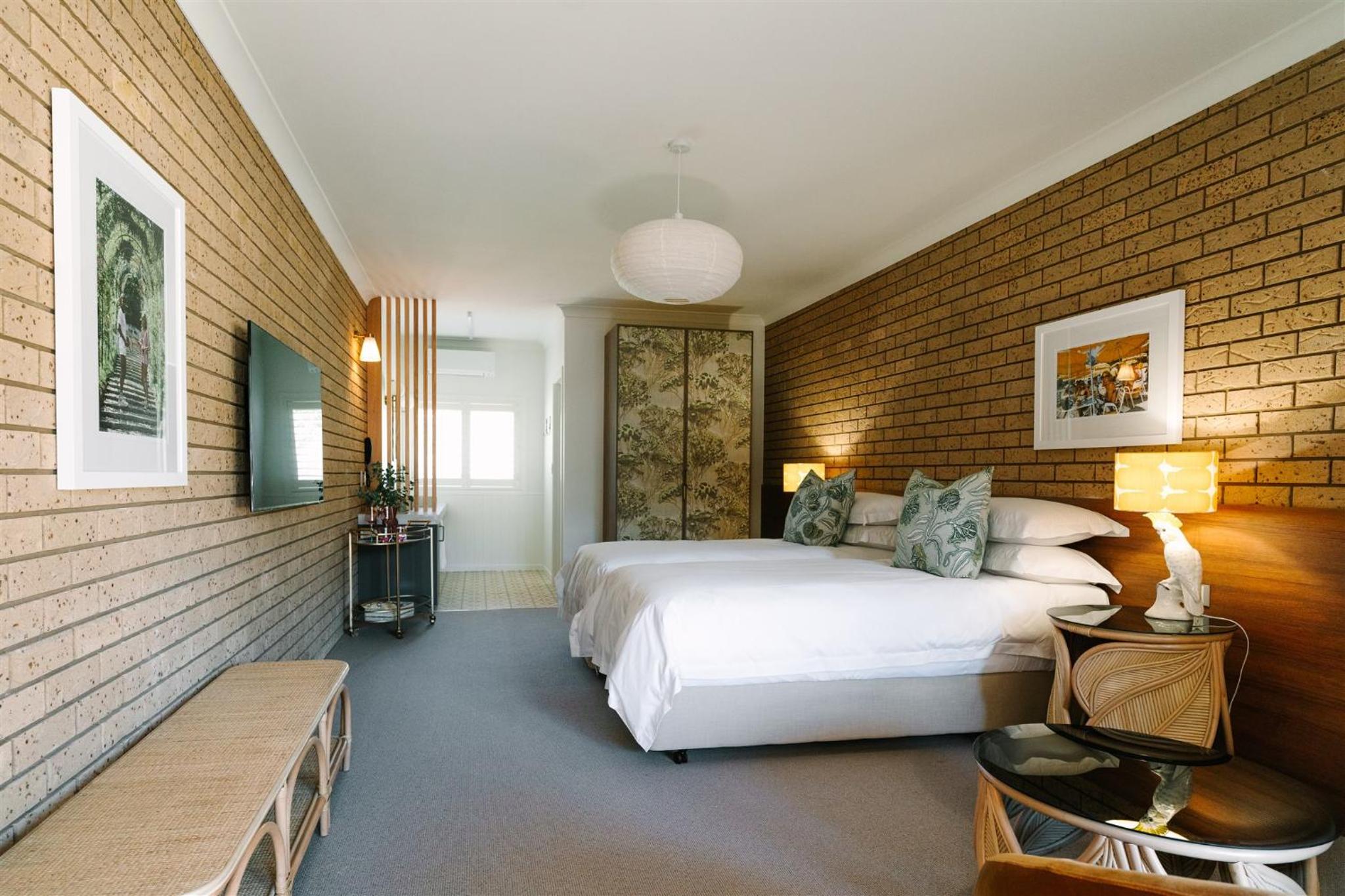 Deluxe Double or Twin Room