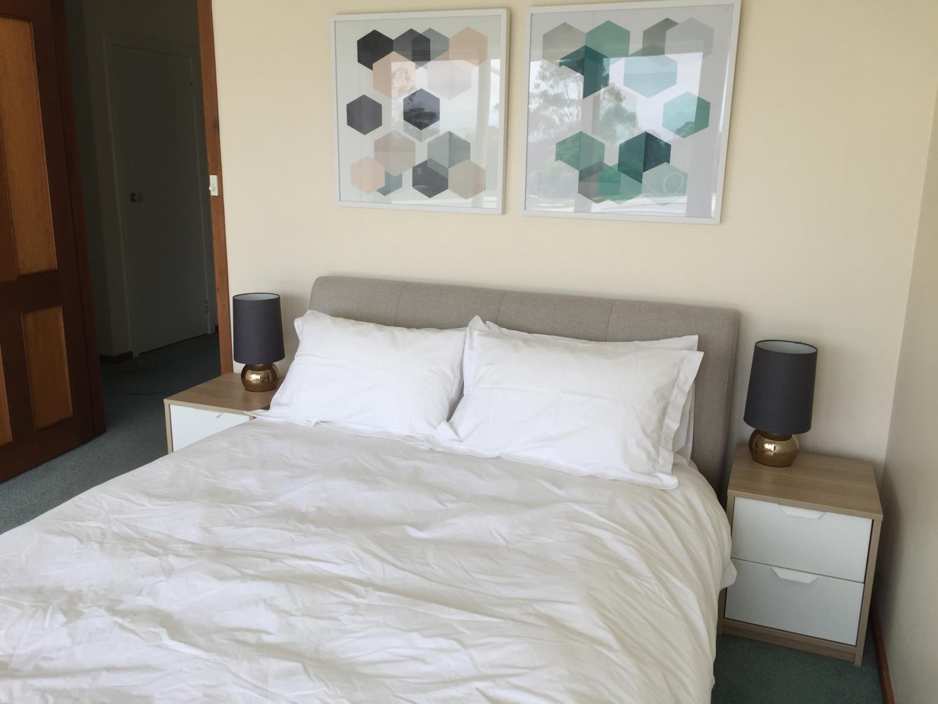 Four-Bedroom House photo 1