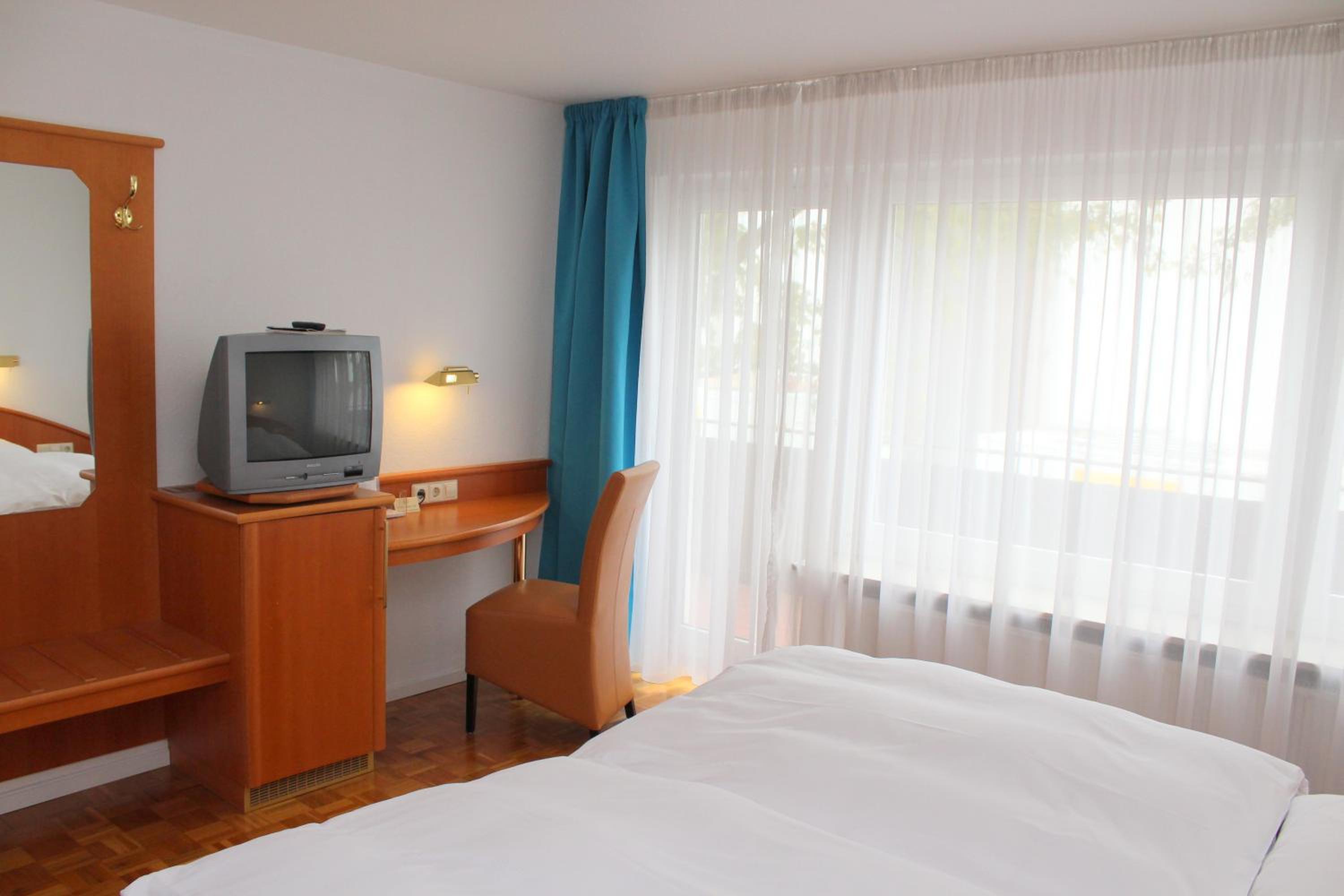 Double Room - Photo 6