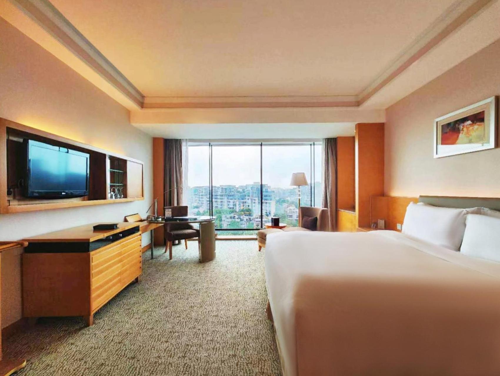 Millennium Suite - Photo 2