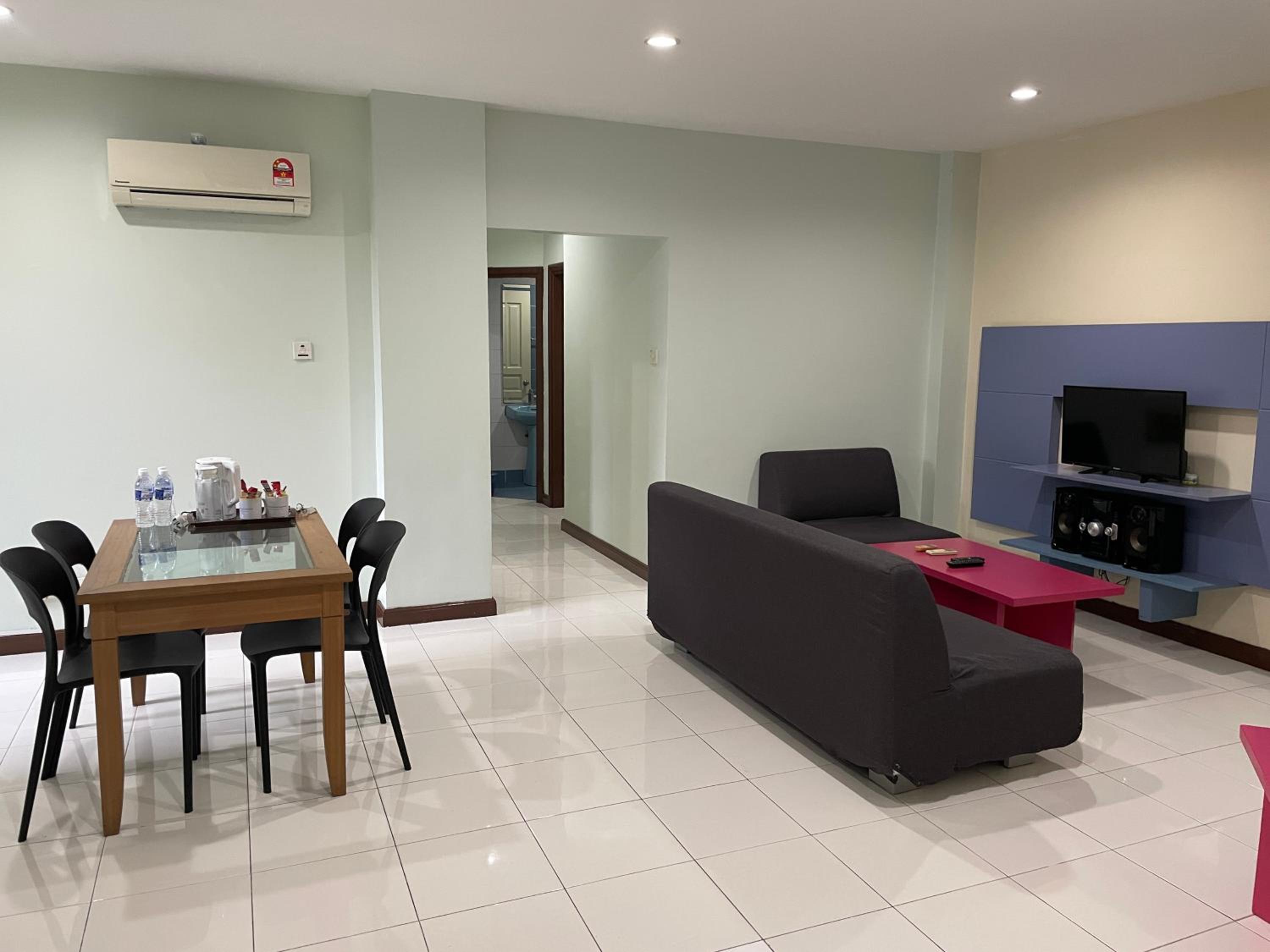 Two-Bedroom Apartment - Photo 1