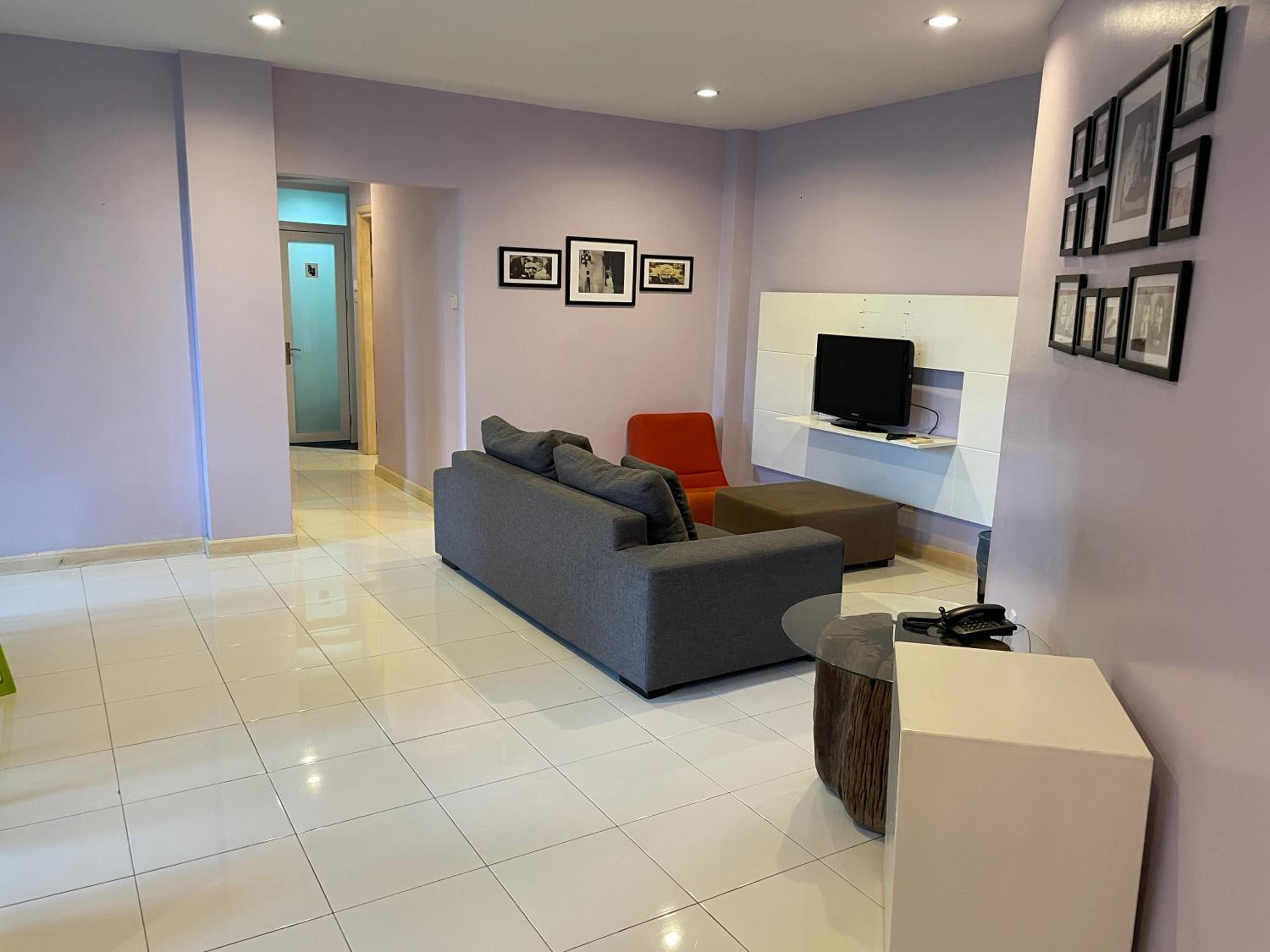 Family Room - Photo 1