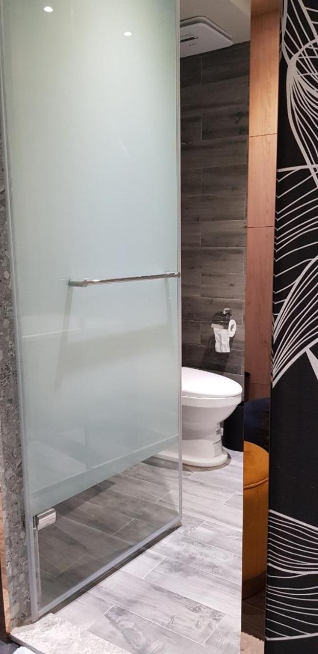 Quadruple Room with Bath photo 2