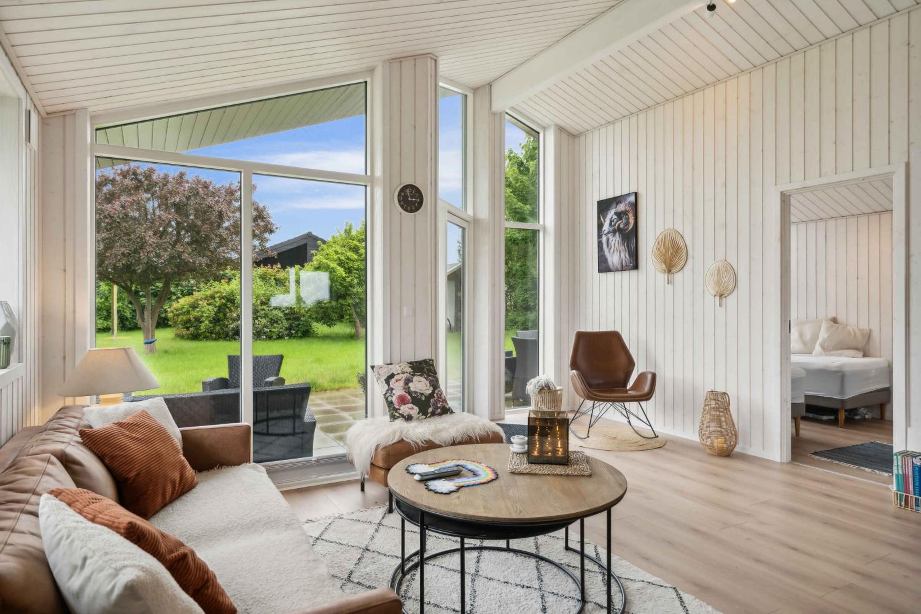 Three-Bedroom Vacation Home  photo 1