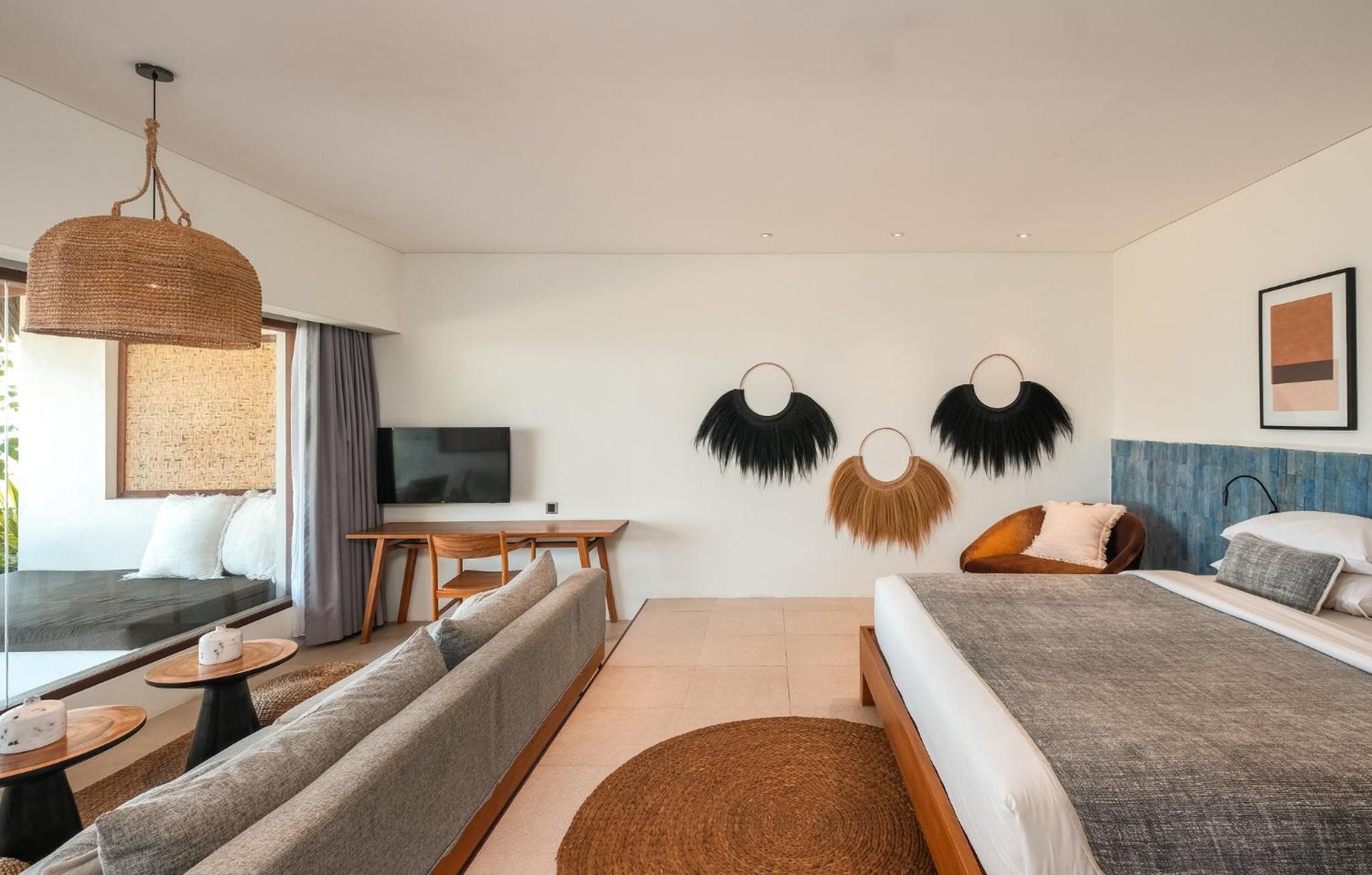 Beachfront Honeymoon Suite - Photo 1