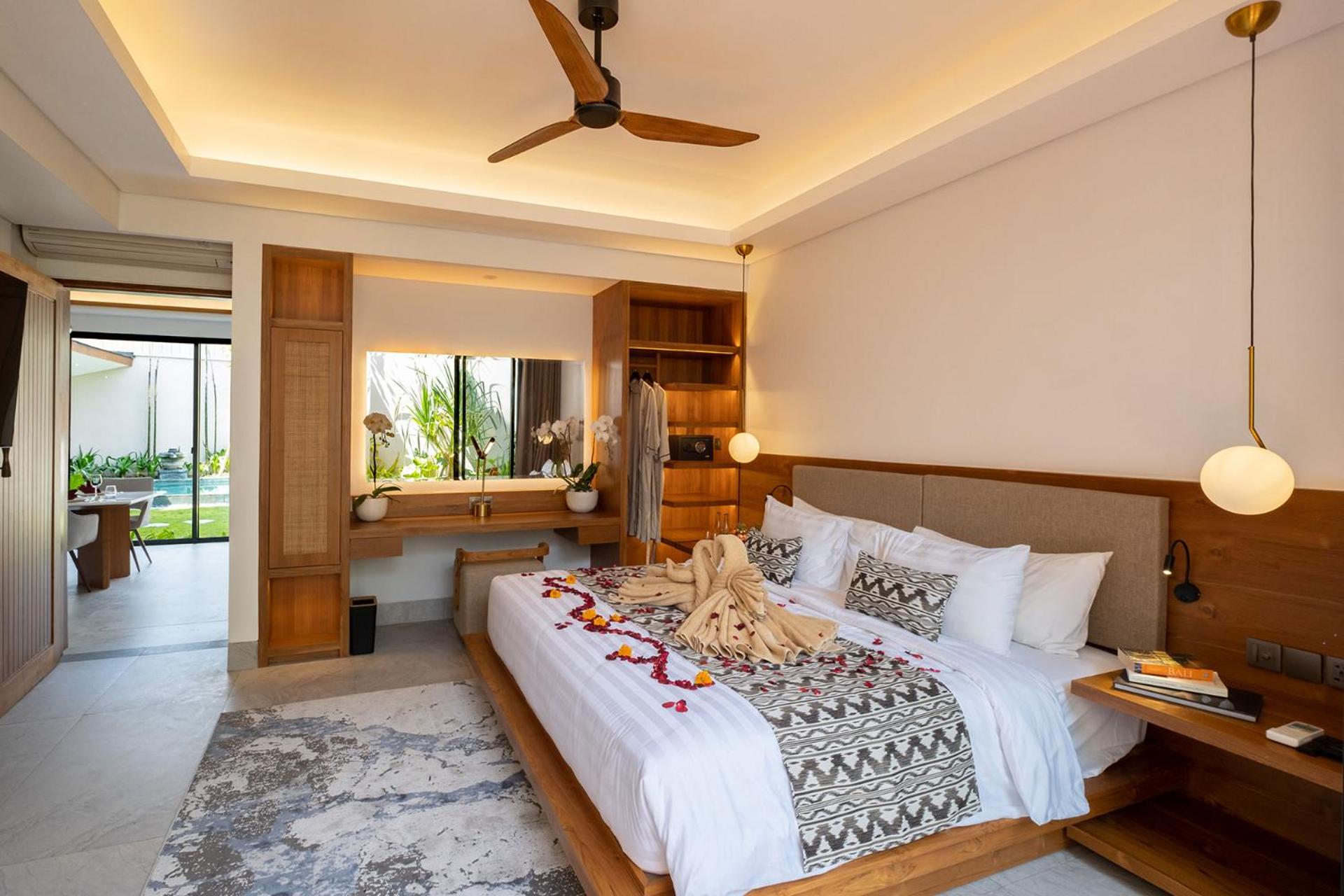 Grand Three-Bedroom Pool Villa - Photo 4
