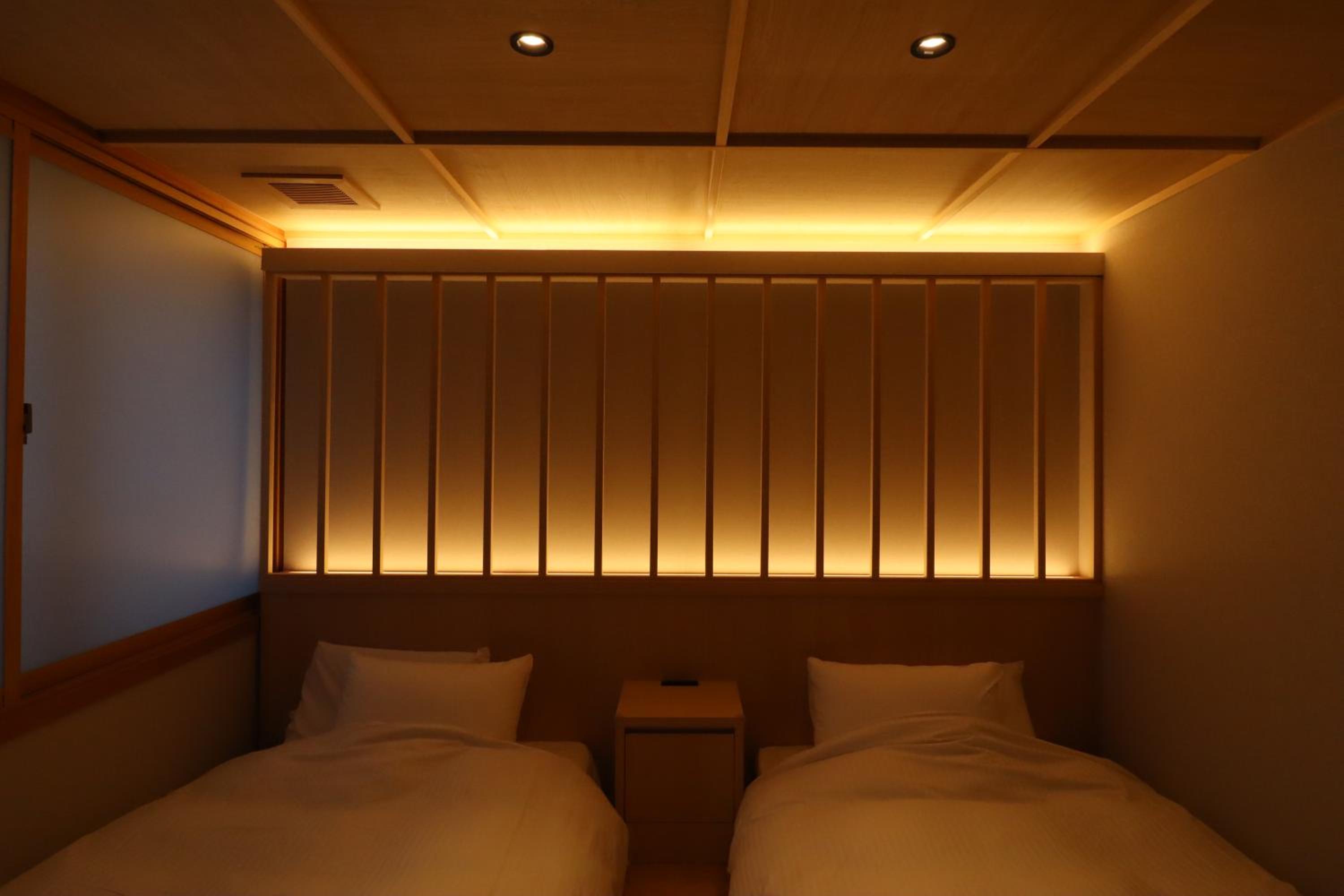 2 Bed Room Suite with Private Bathroom