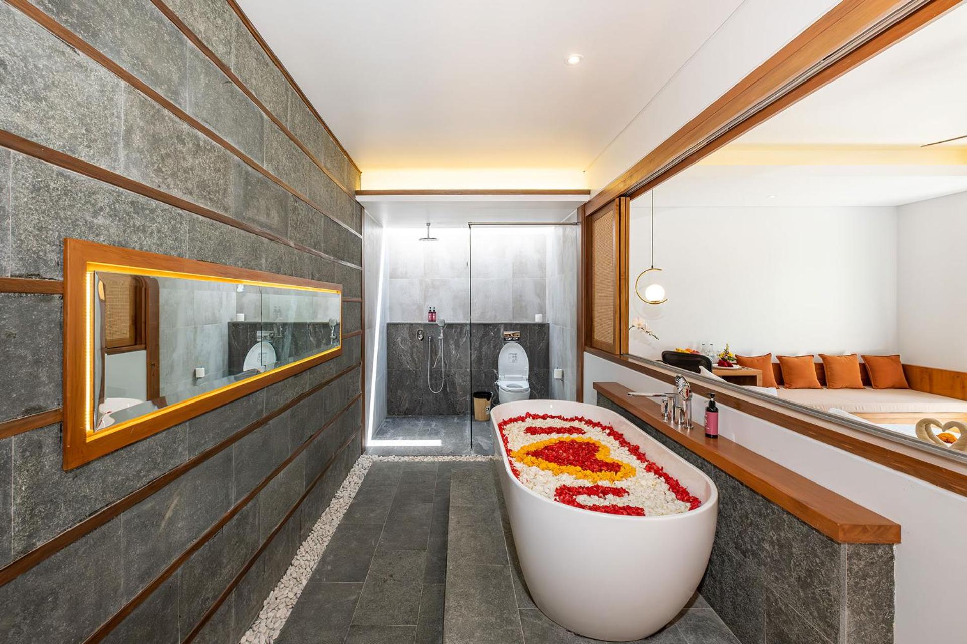 Grand Two-Bedroom Pool Villa - Photo 4