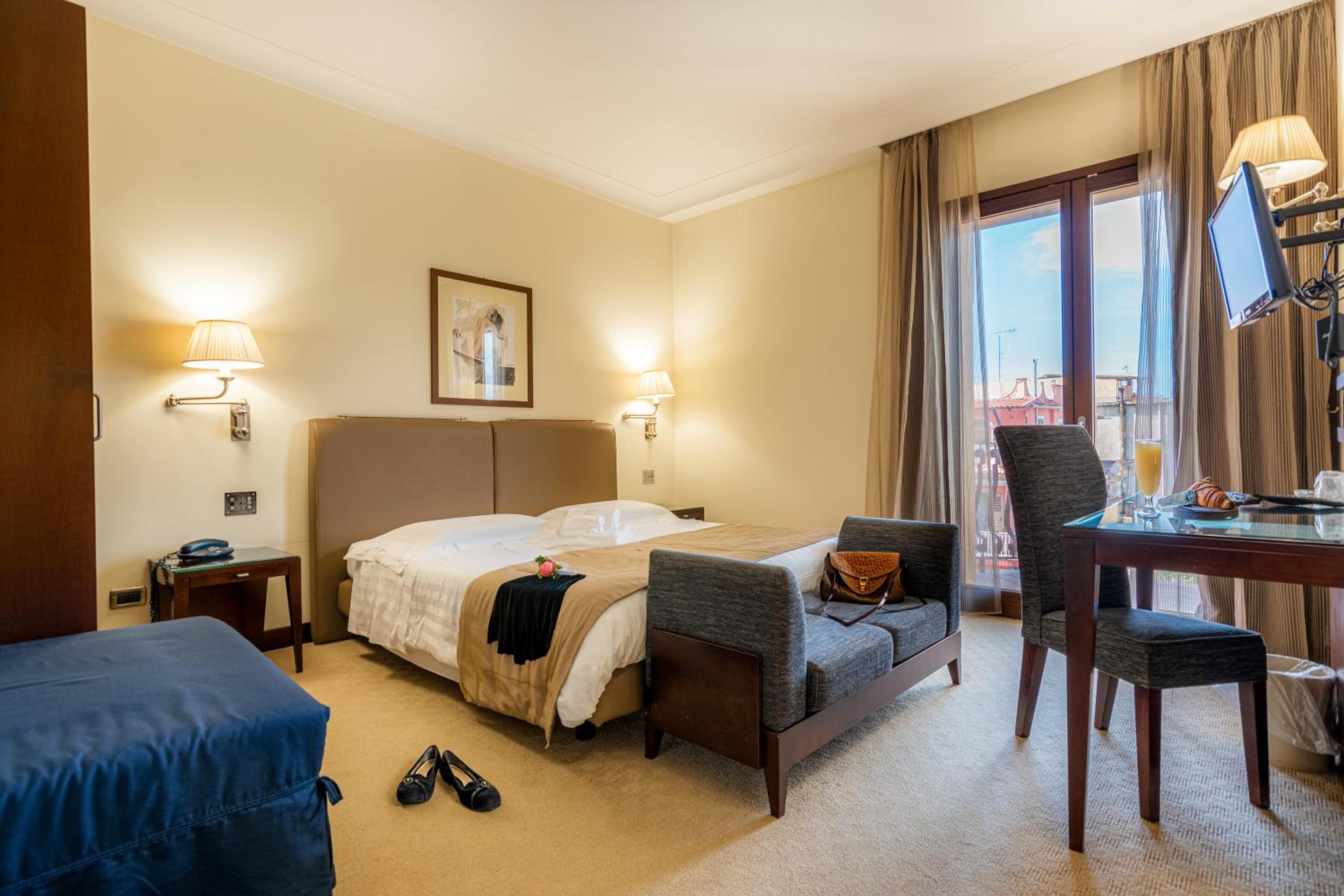 Double Room photo 3