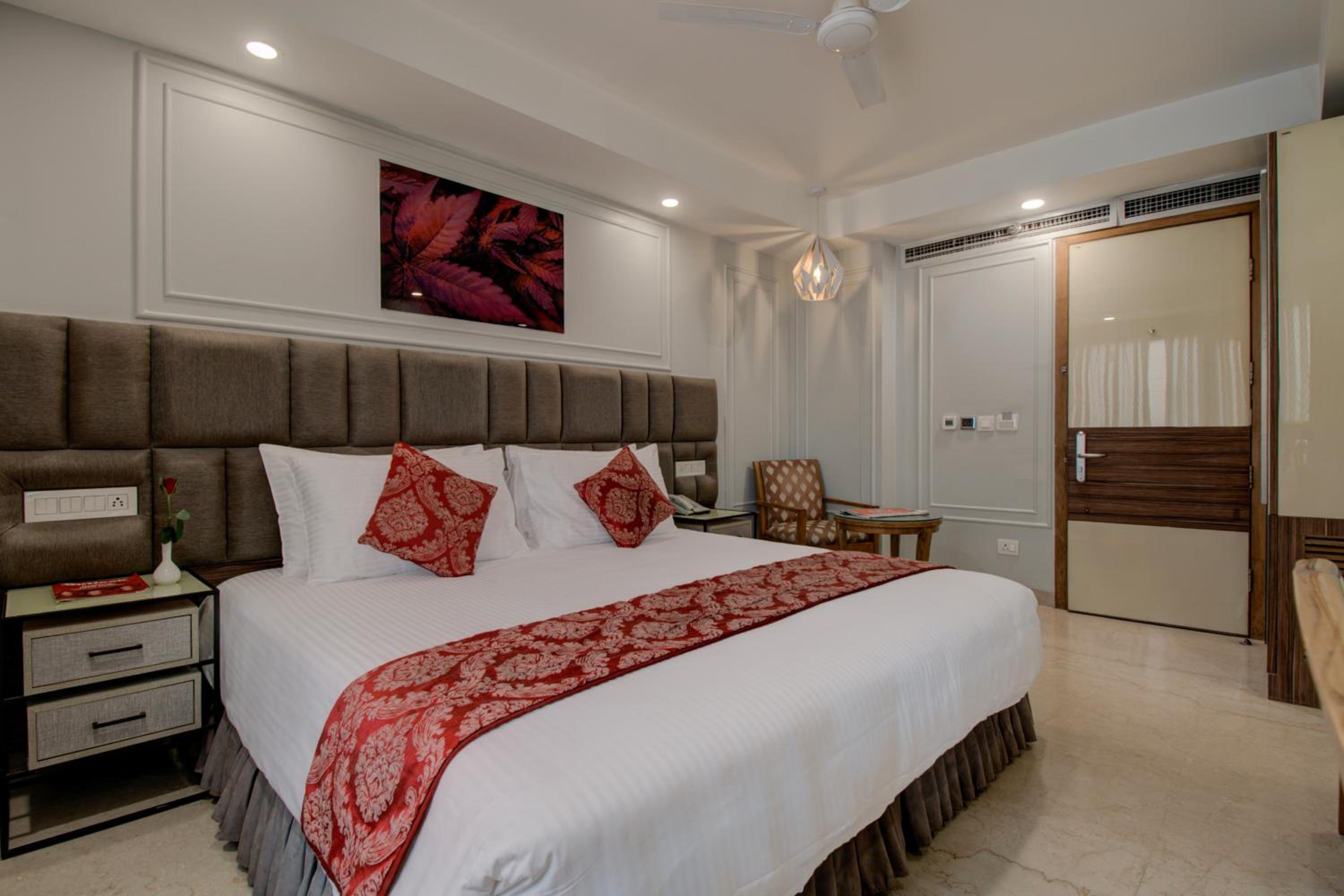 Budget Double or Twin Room - Photo 3