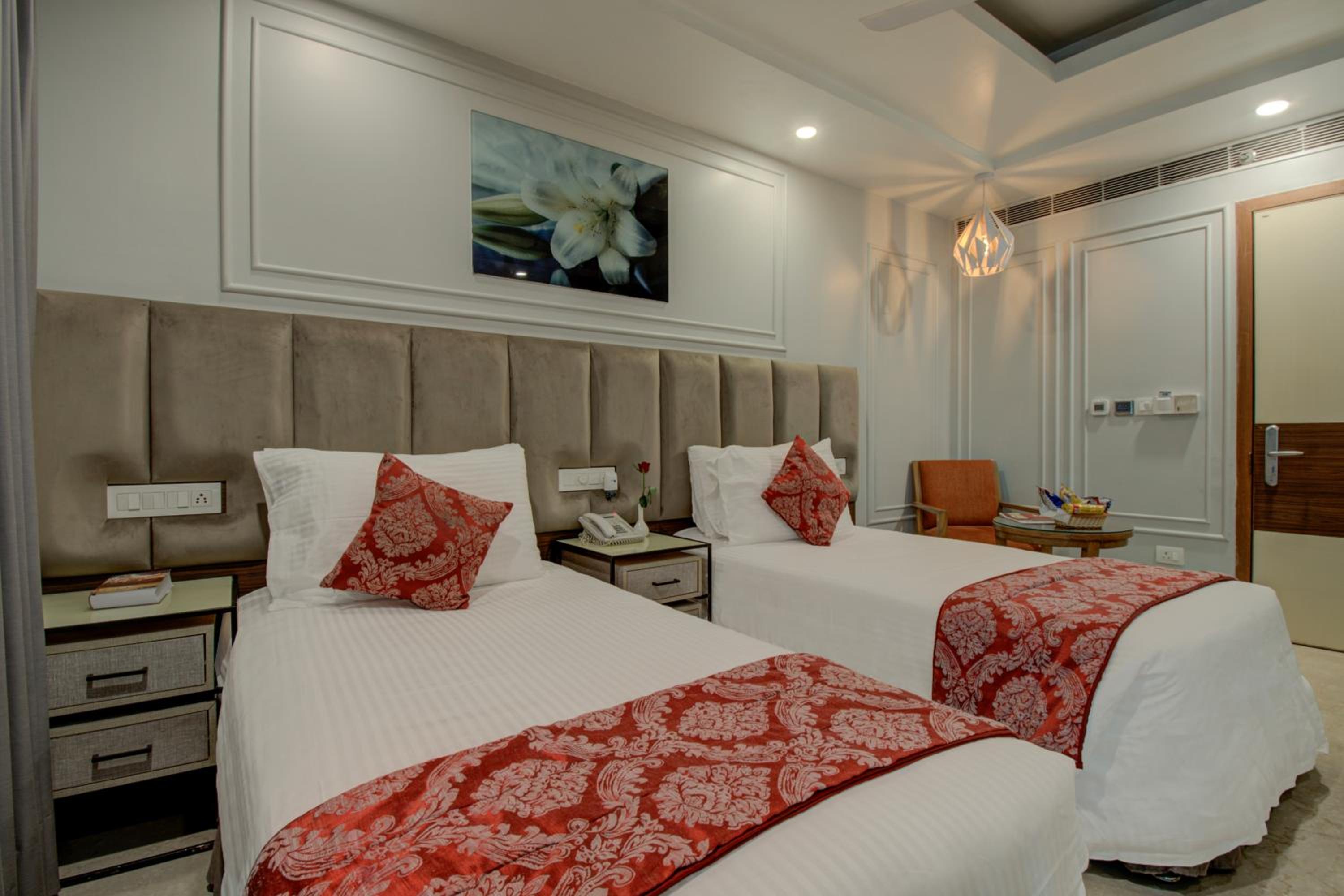 Budget Double or Twin Room - Photo 9