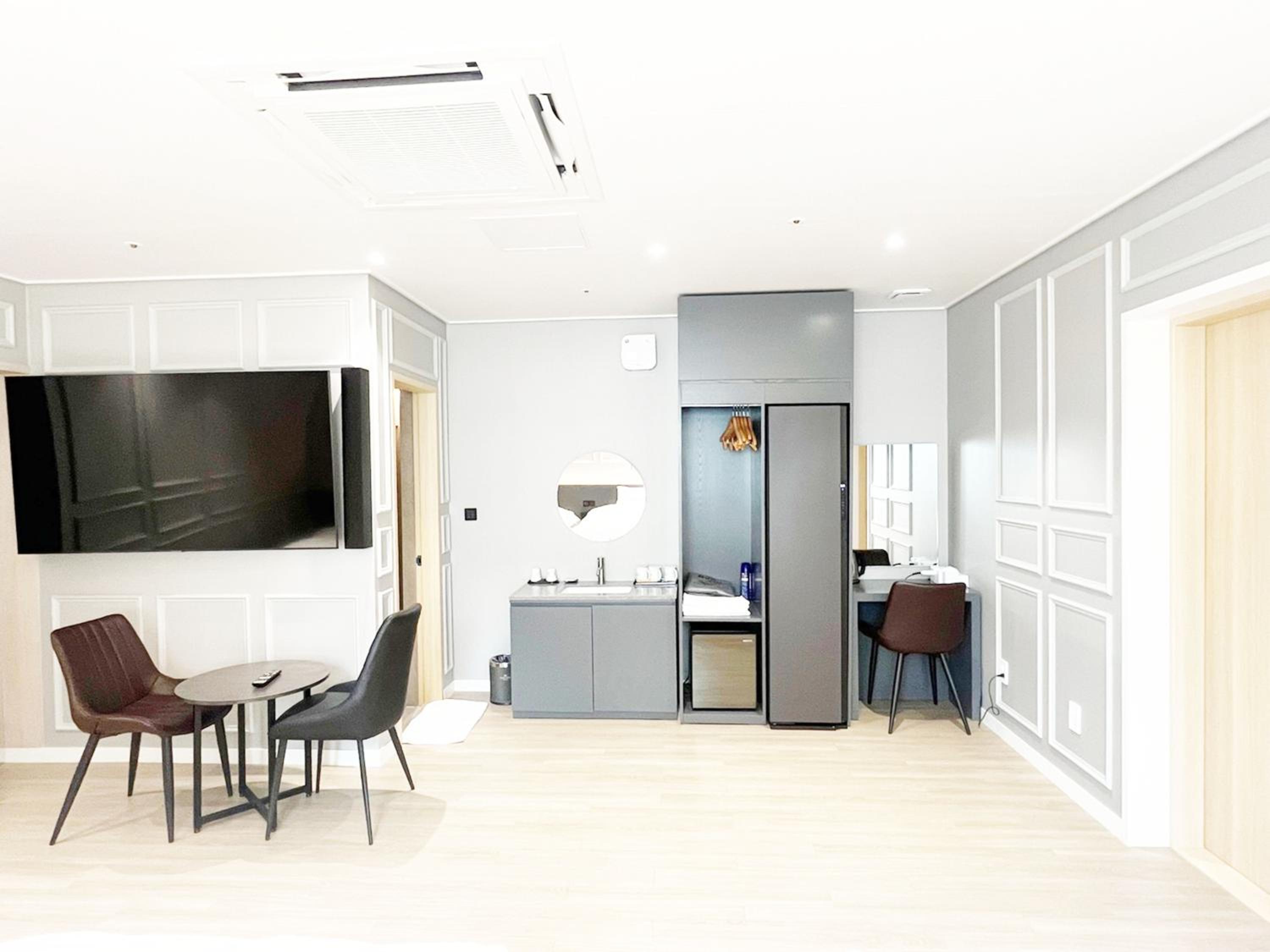 Luxury Triple Room photo 2