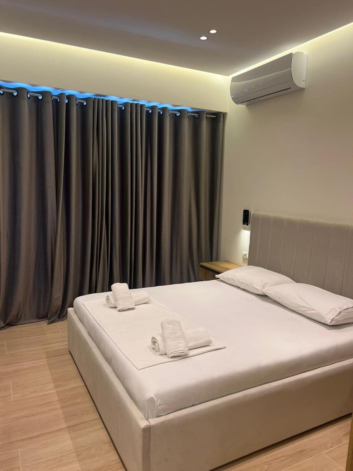 King Room with Balcony photo 3